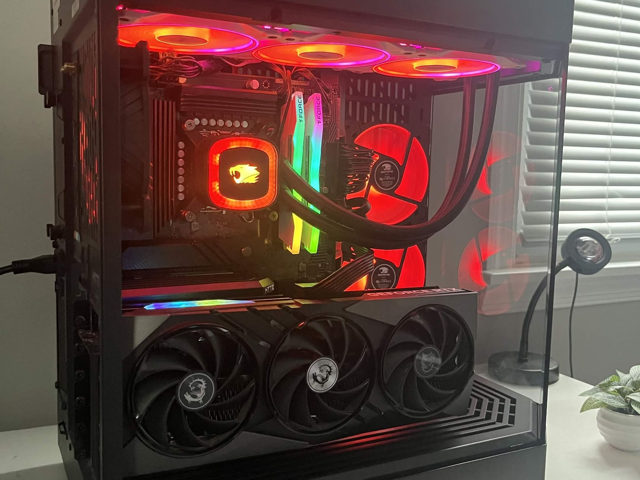 🖥️ RTX 4070 ti | i9 14900k | 32gb DDR5 | 1tb Gen 4 NVMe | Water Cooled Black Gaming PC