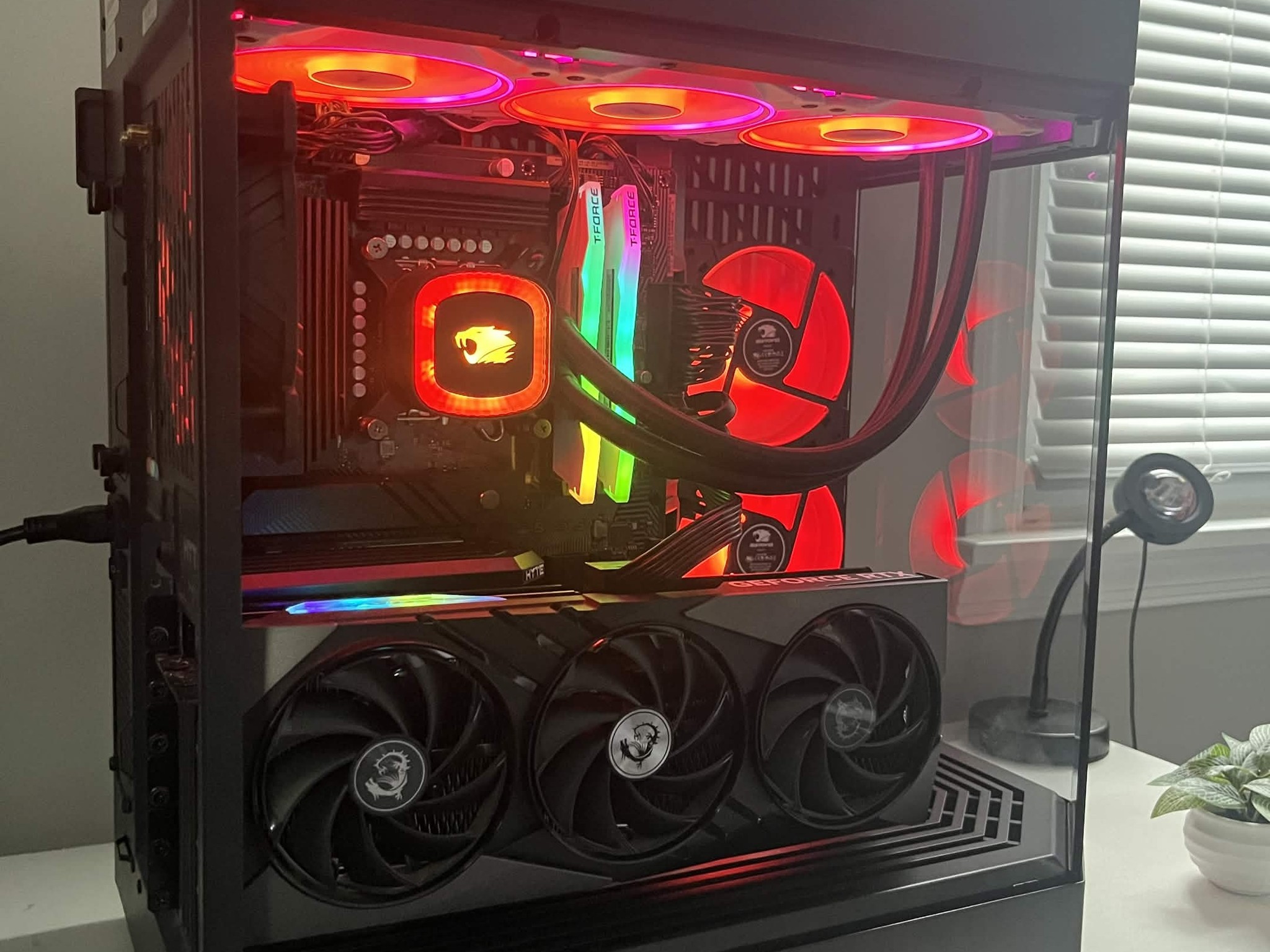 🖥️ RTX 4070 ti | i9 14900k | 32gb DDR5 | 1tb Gen 4 NVMe | Water Cooled Black Gaming PC