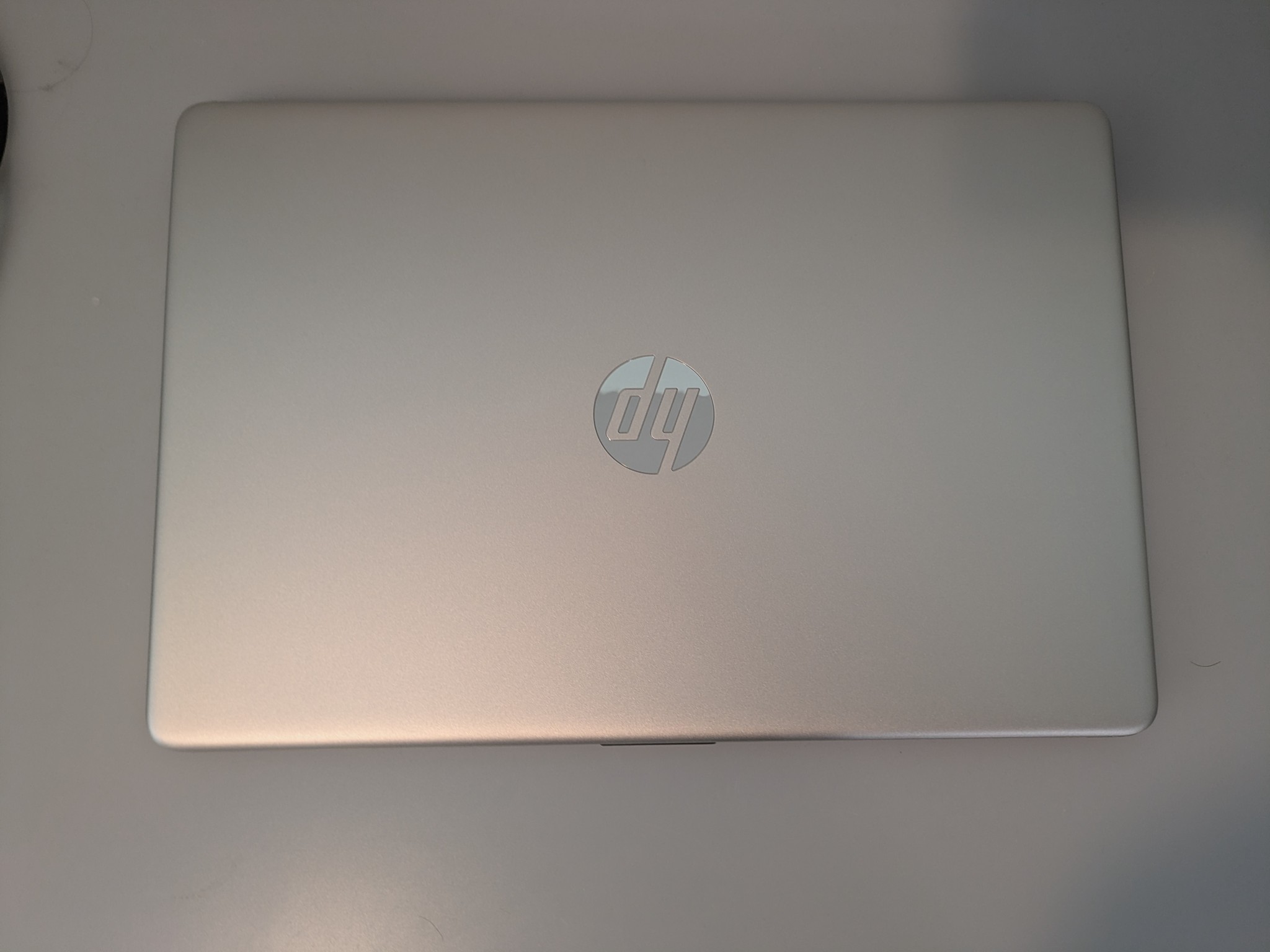 HP 15-dy5073dx - Core i7-1255U - 512GB SSD - 16GB RAM - Case & charger!