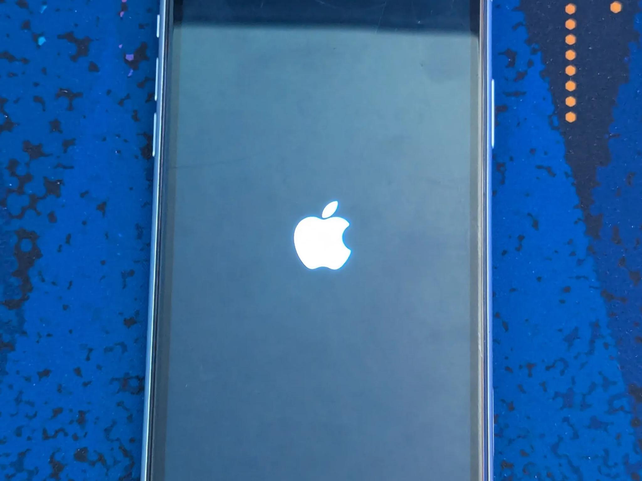 iPhone 11 - 64 GB - White - Verizon