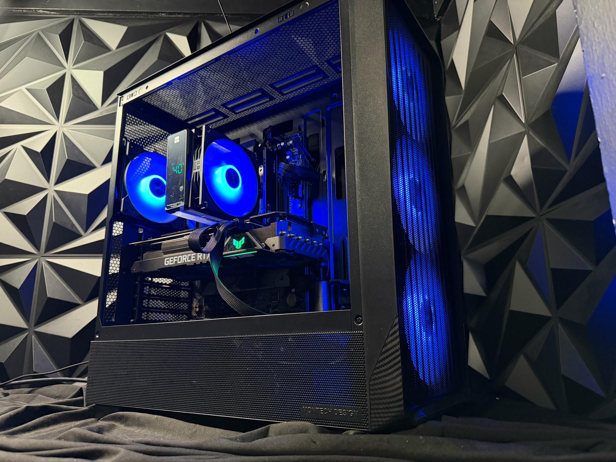 🖤🔥 BLACK CARBON 🔥🖤 Ryzen 5 7600X| RTX 3070Ti| 1 TB NVMe| 16 GB DDR5| 650W PSU
