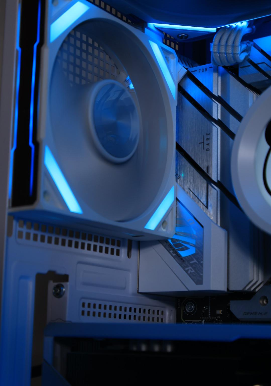 ⚪🧊Polar Bear|9800x3d 9070xt🧊⚪