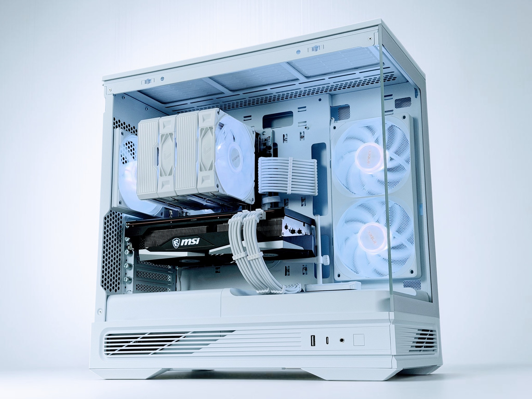 🤍🧊 Iceberg🤍🧊-Gaming PC❄️AMD RX 6700 XT 12GB❄️ AMD Ryzen 5 5500❄️16GB DDR4 RAM❄️1 TB SSD