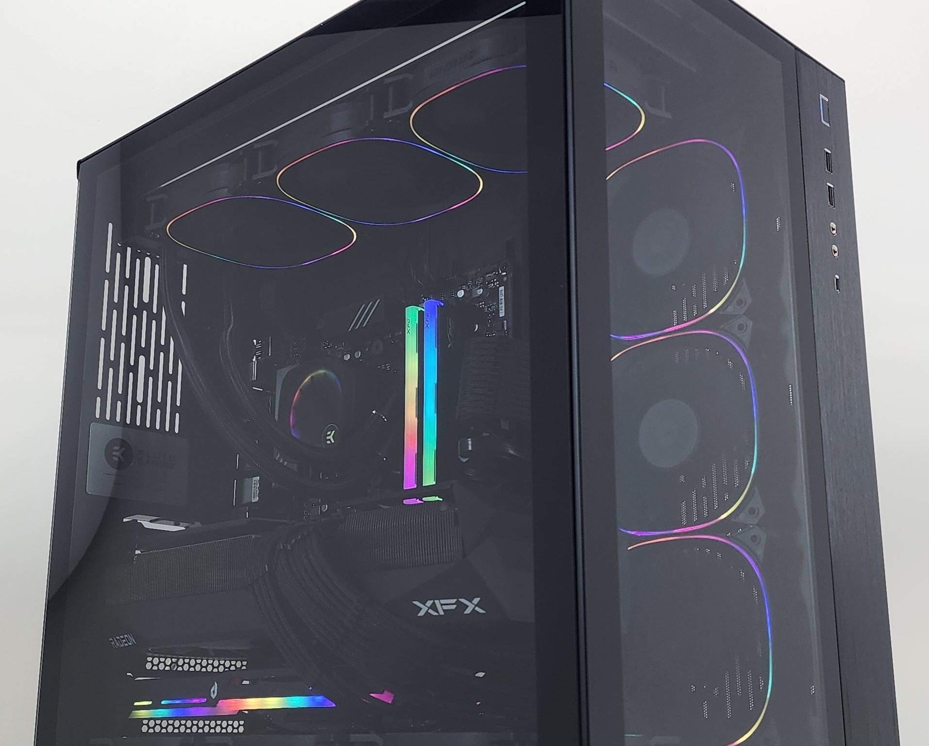 Gaming PC Ryzen 7 7800X3D 32GB RAM 2TB SSD RX 9070 XT 16GB Windows 11 Computer