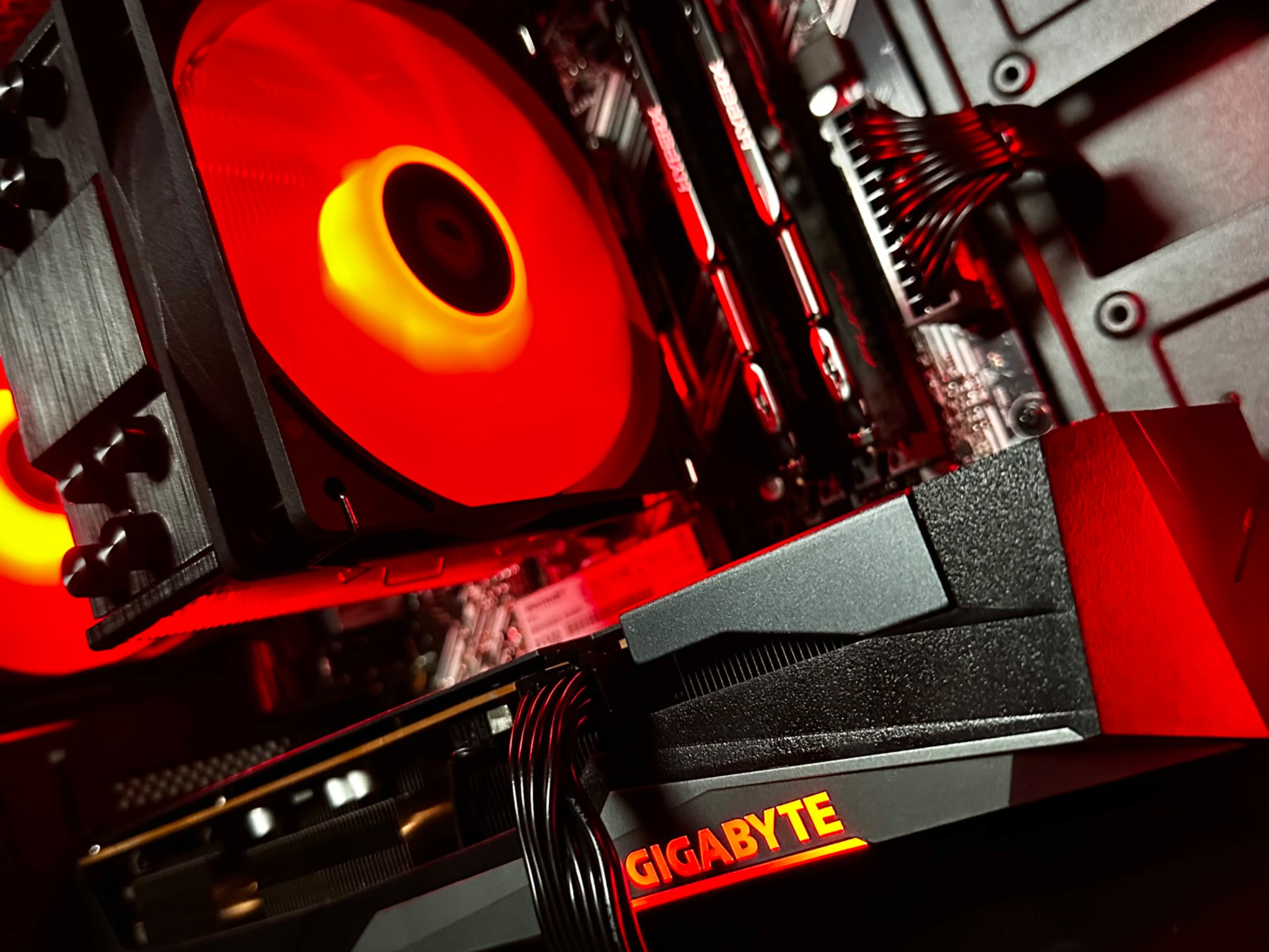 RX 6650XT Gaming PC | RYZEN 5 5600 | 16 GB RAM | WIFI |
