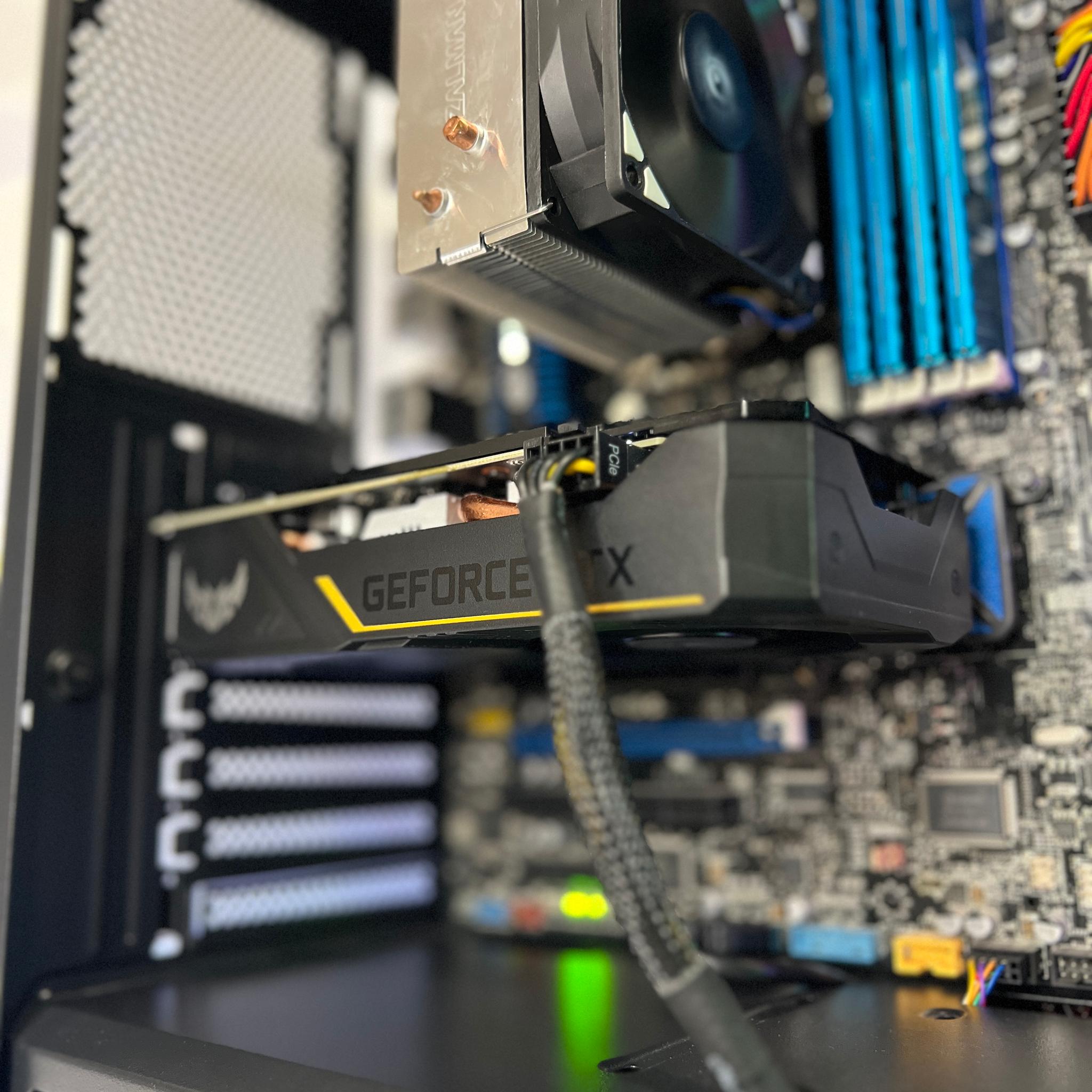 Intel Core i7, GTX 1660 SUPER, 16GB RAM - Gaming PC