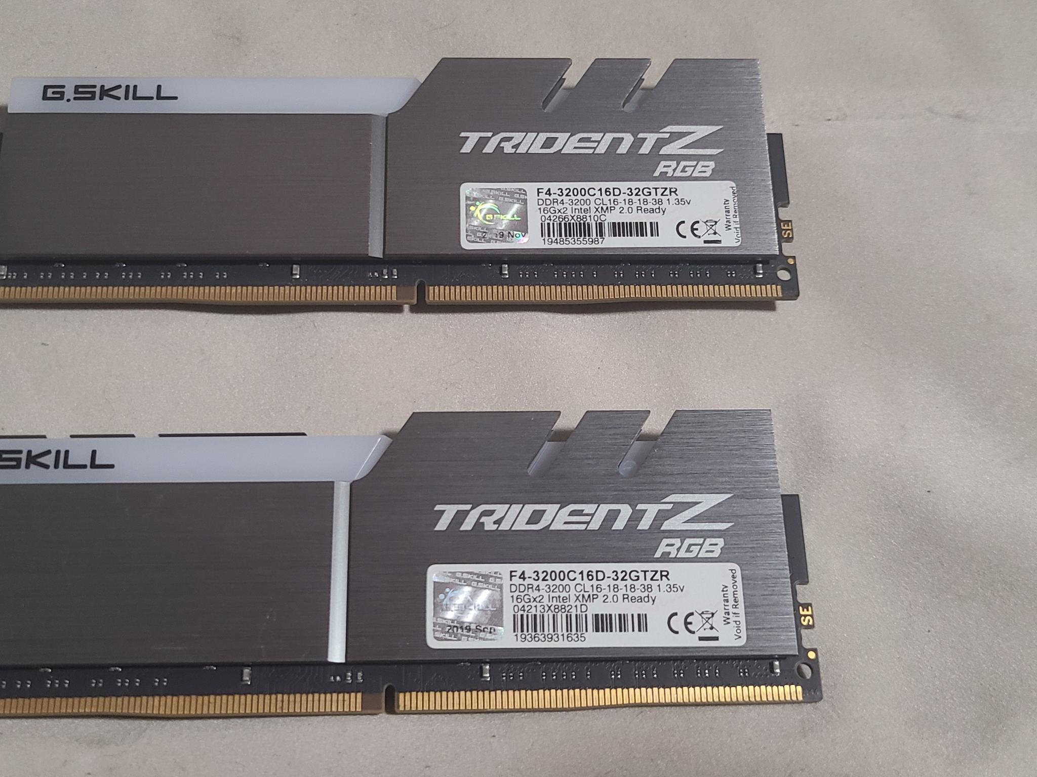G.Skill Trident Z RGB 32 GB (2 x 16 GB) DDR4-3200 CL16 Memory