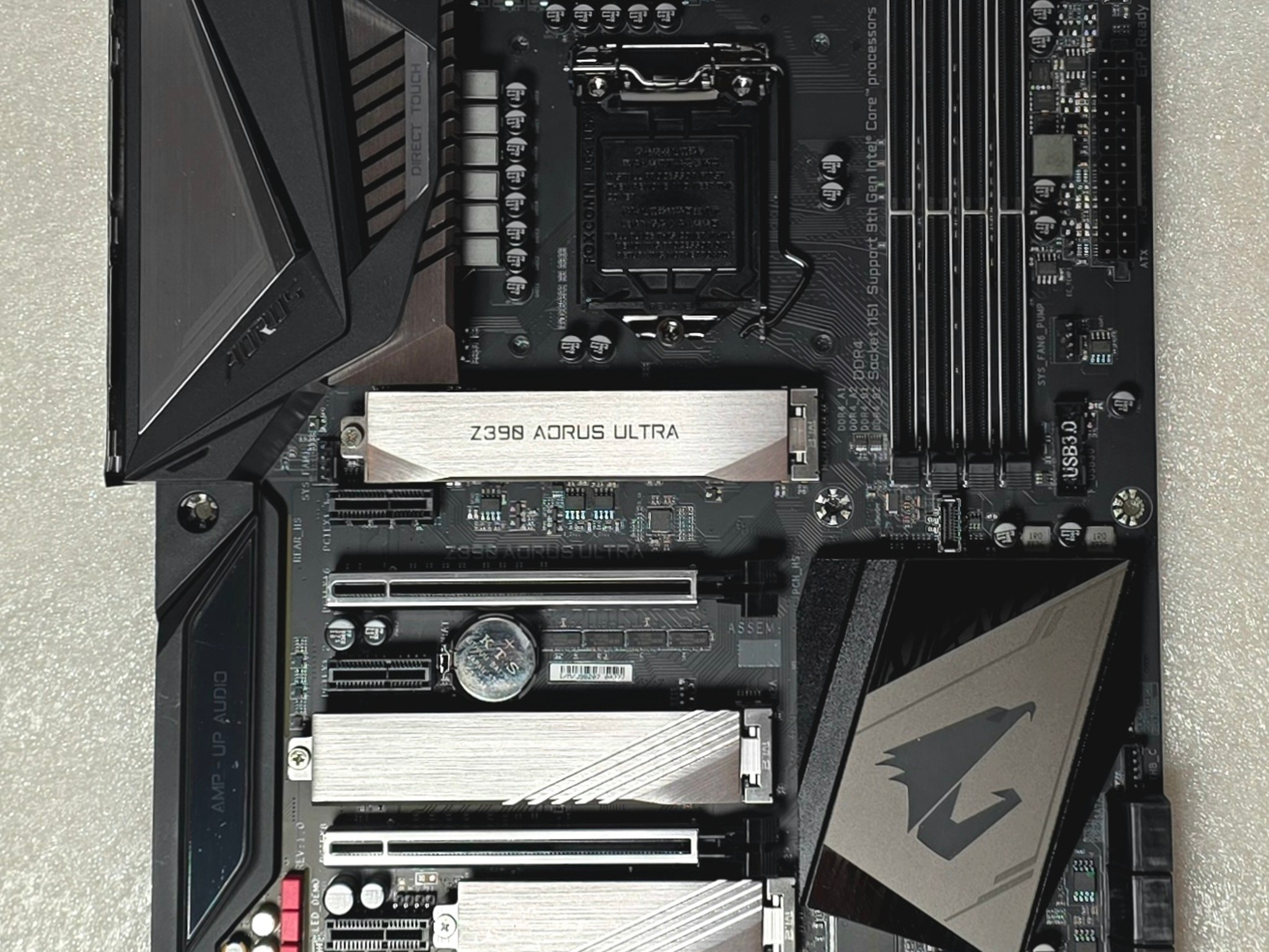 Gigabyte Z390 AORUS Ultra Intel LGA 1151 DDR4 Motherboard (ACCESSORIES INCLUDED)