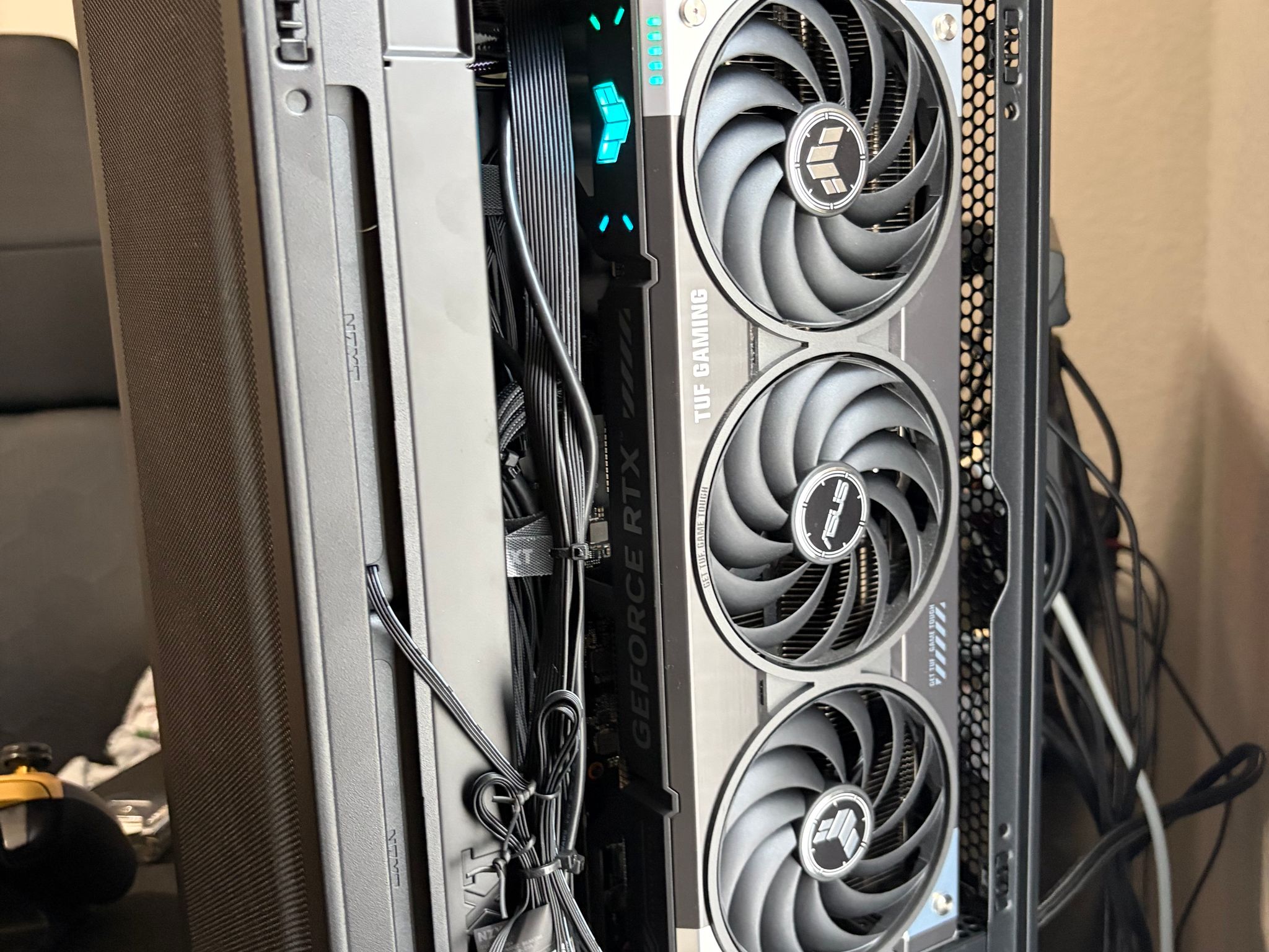 RTX 5070 Ti Custom Gaming PC - Ryzen 7 9800X3D, 32GB RAM