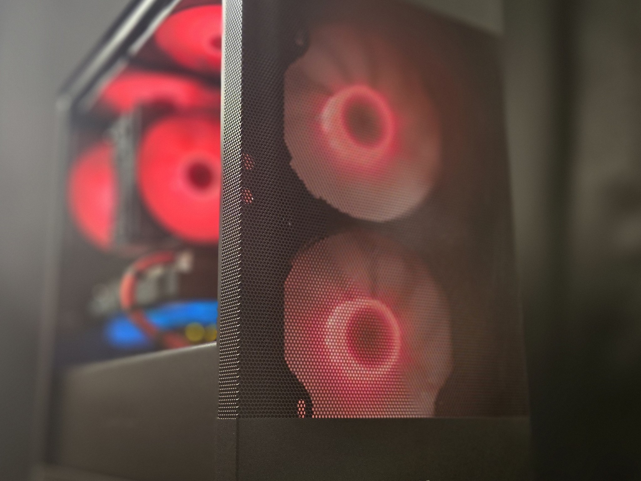 RX 6600 XT | Intel i5 11400 | 16gb DDR4 | 1tb Storage👏🏽