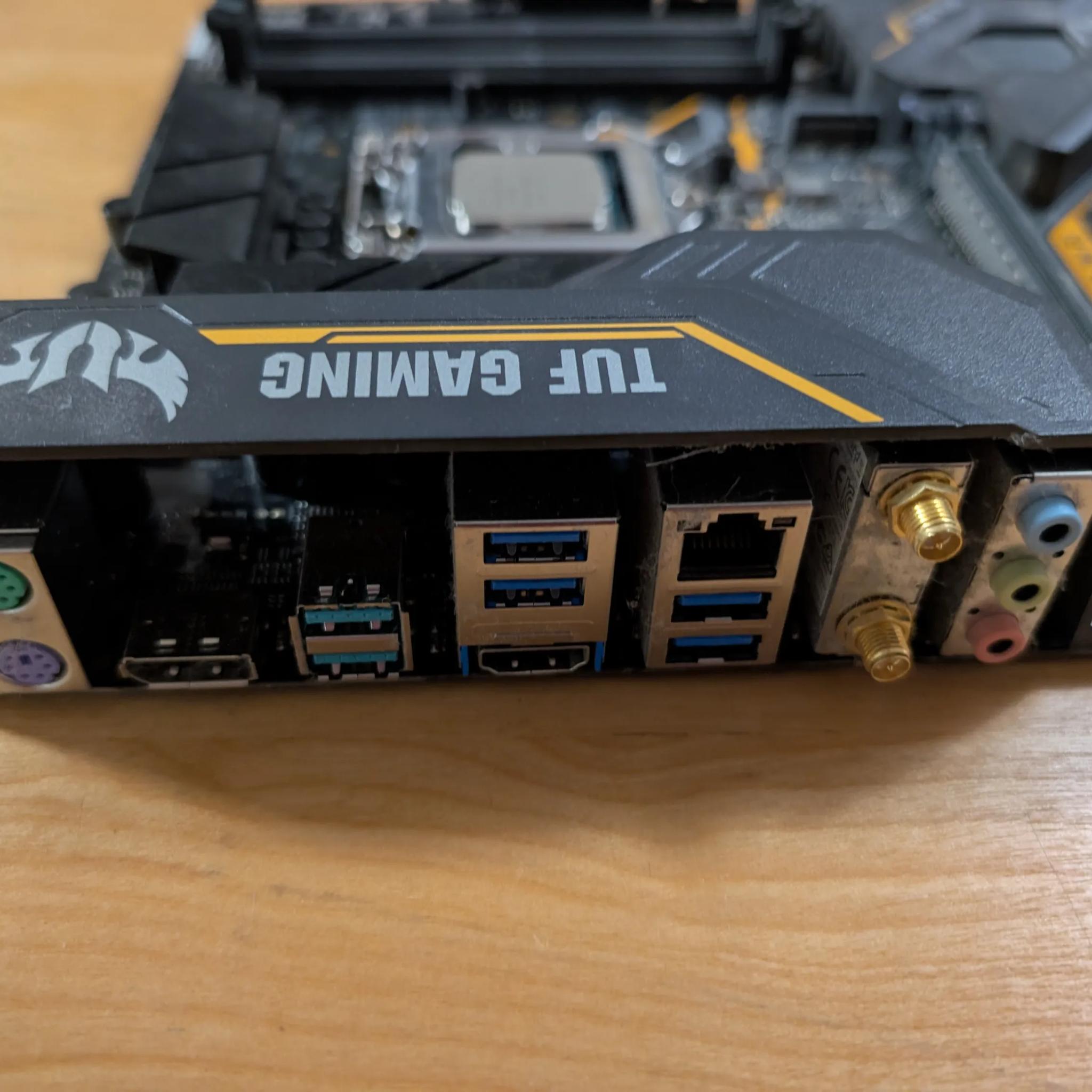 Intel Core i7 8700k / Asus Z390 motherboard