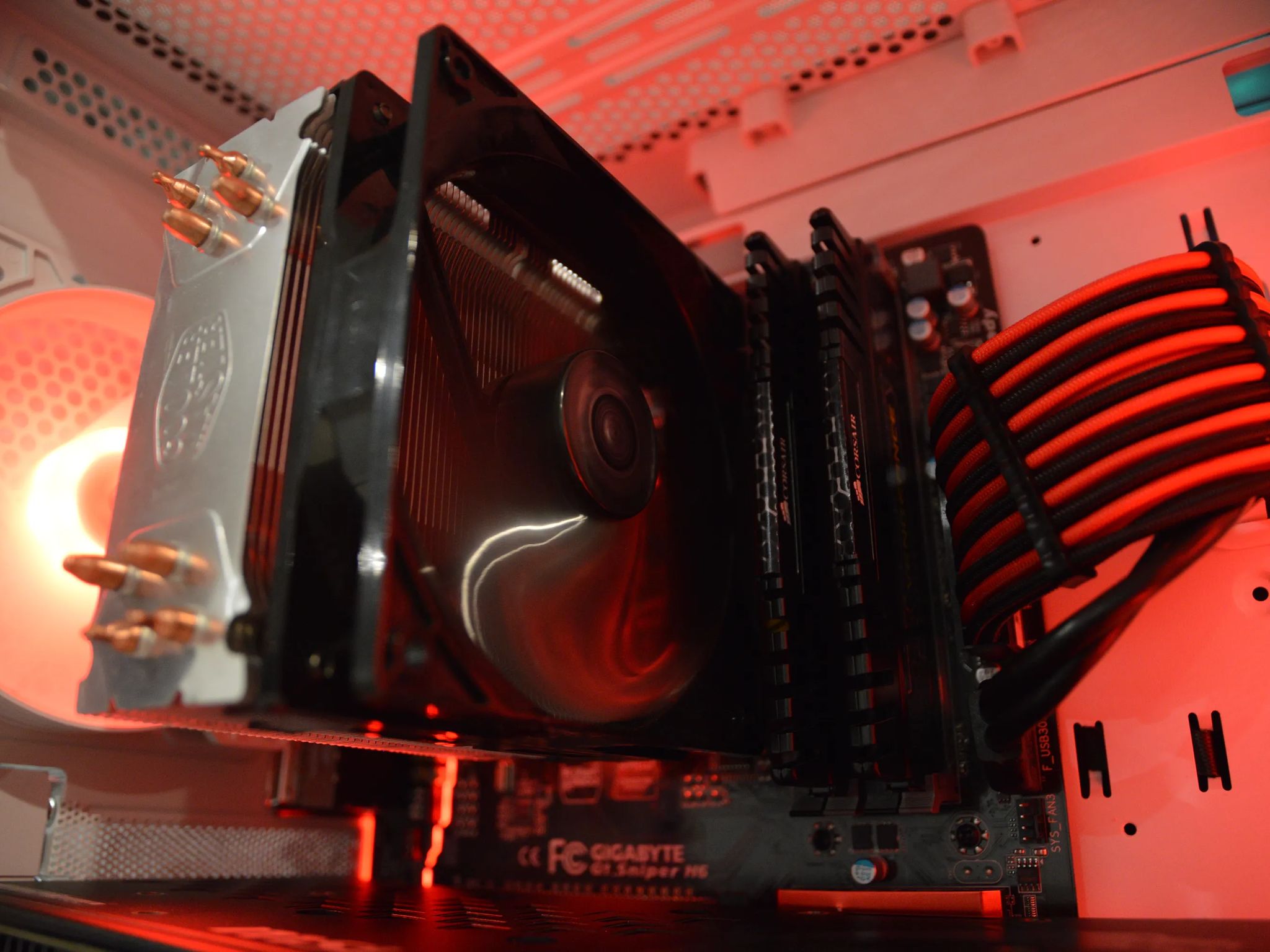 🔴🟣⚪️ Scarlet Snow ⚪️🟣🔴| Intel Core i5 4670K | NVIDIA GTX 1060 6GB | 16 GB RAM | 1TB SSD |