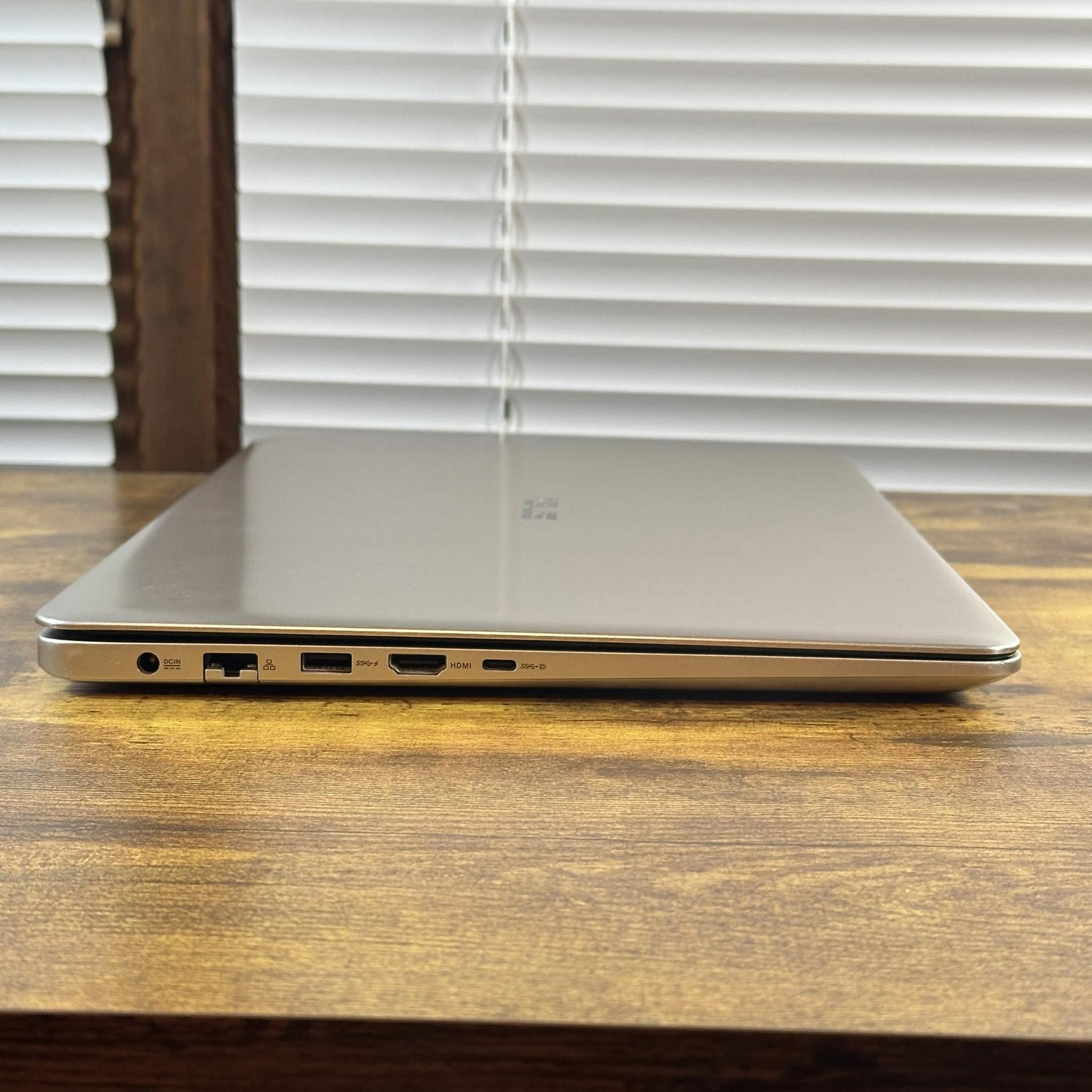 Asus M580V | Intel i7 7700HQ | GTX 1050 4GB | 16GB DDR4 | 1.2TB Storage | Windows 11 | Gaming Laptop