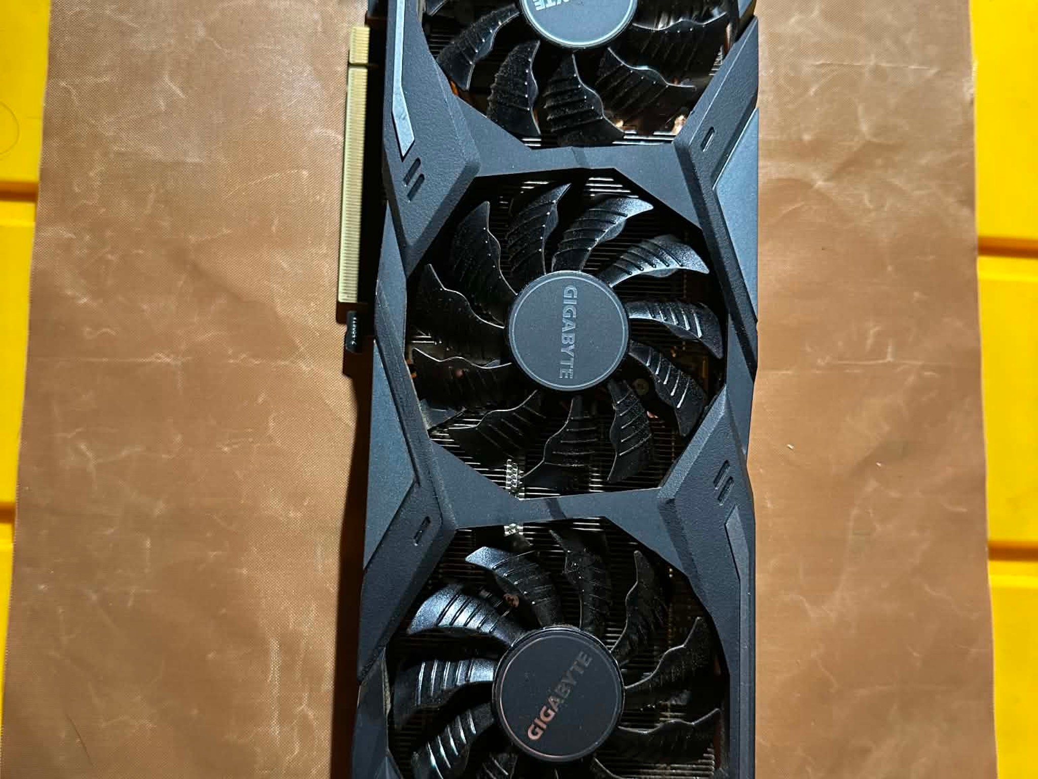 GIGABYTE WINDFORCE OC 3X GeForce RTX 2070 SUPER