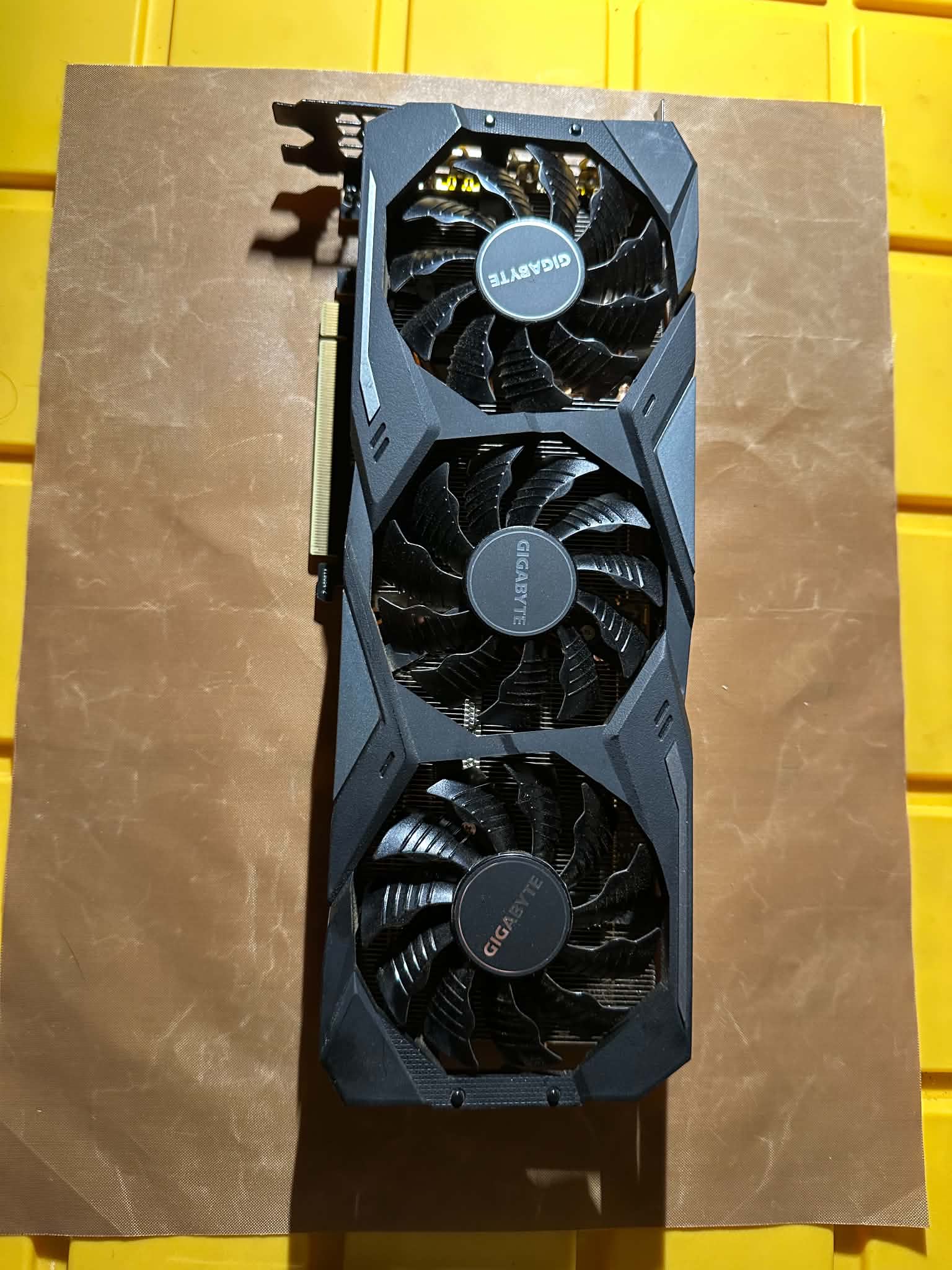 GIGABYTE WINDFORCE OC 3X GeForce RTX 2070 SUPER