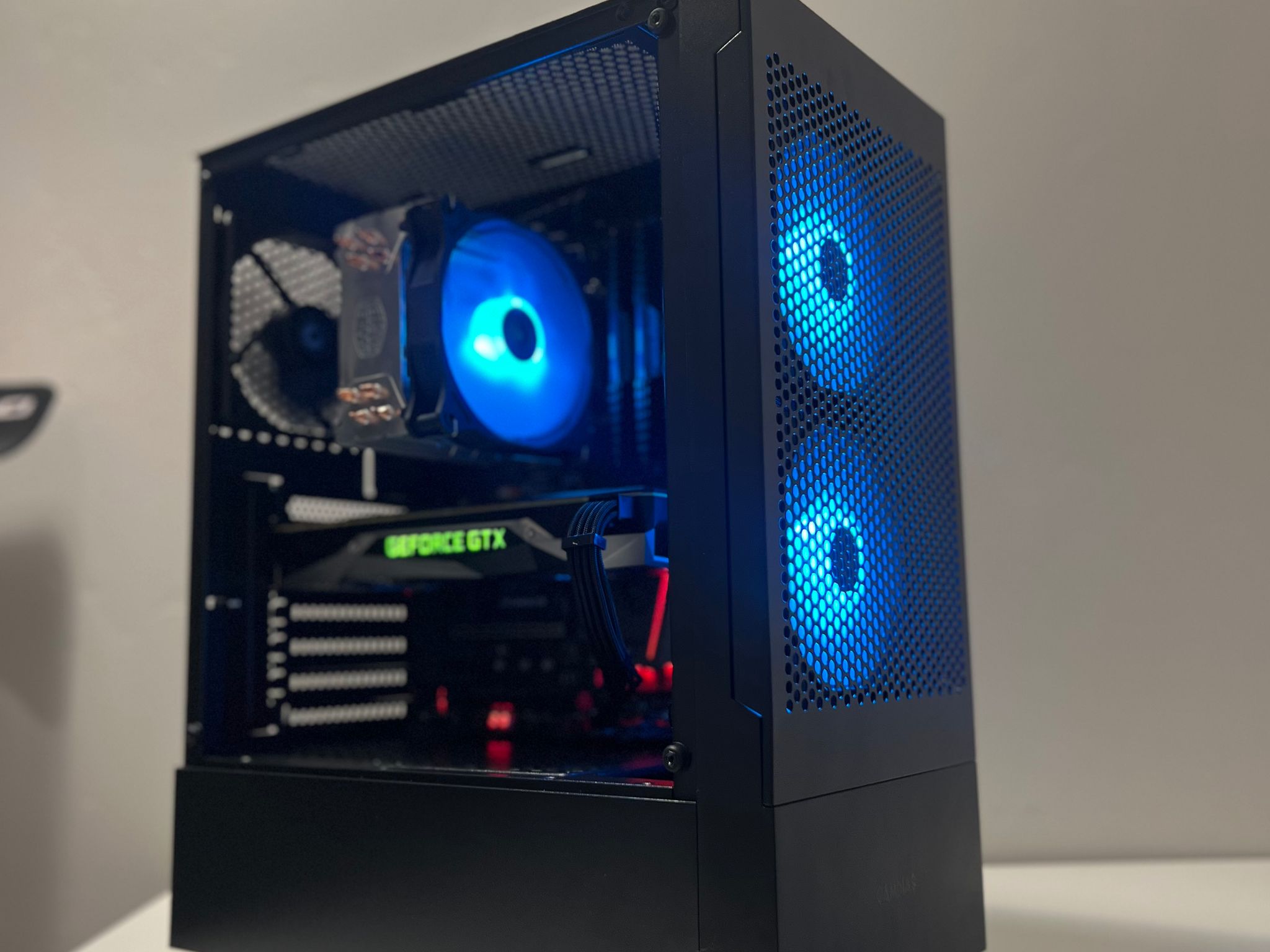 Gaming Pc | i7 8700k | GTX 1080