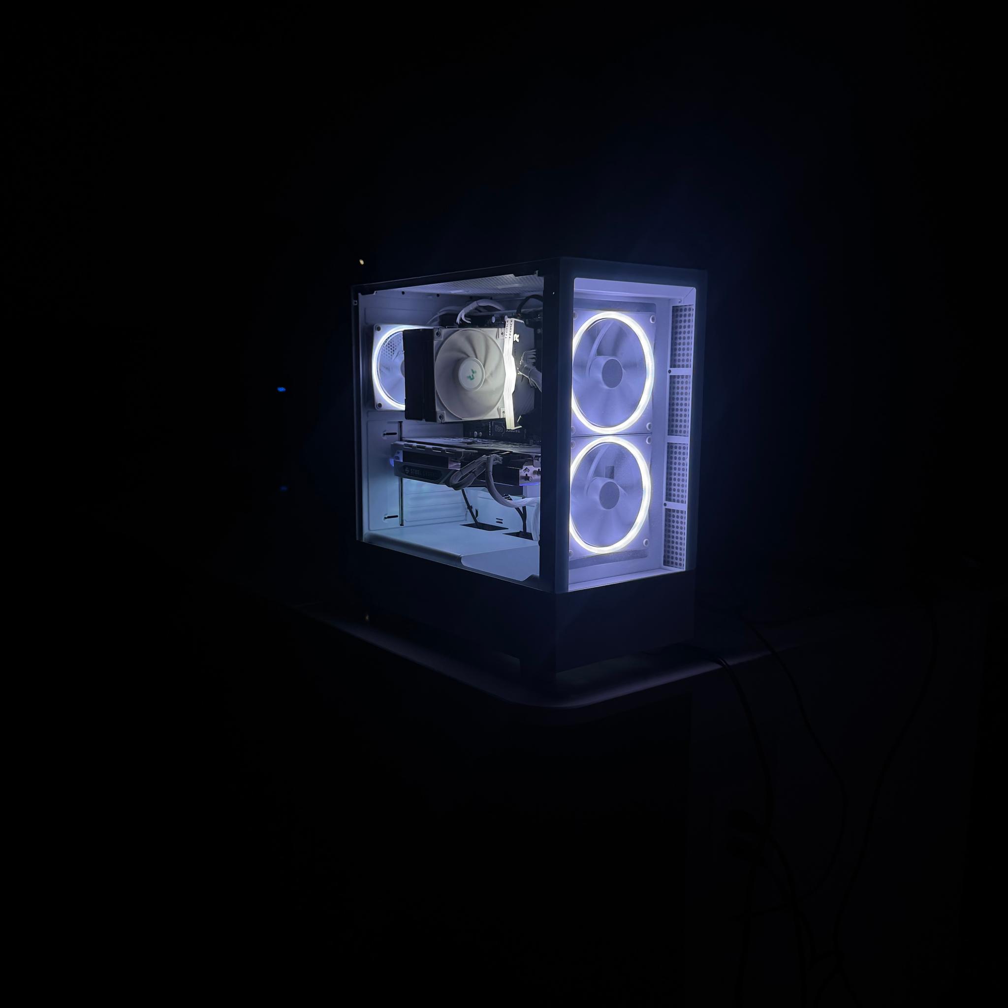 Radeon RX 7700 XT Custom Gaming PC - Ryzen 5 5500