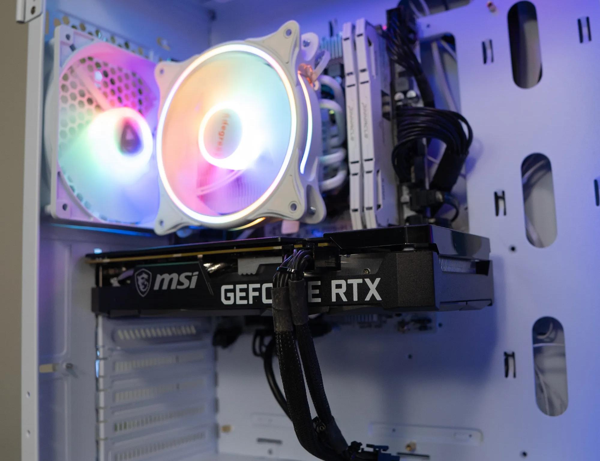 🌨🍬 | NVIDIA RTX 3060 12GB | INTEL XEON E5-2697 V3 | 32GB DDR4 RAM | 1.25TB | Arctic Candy