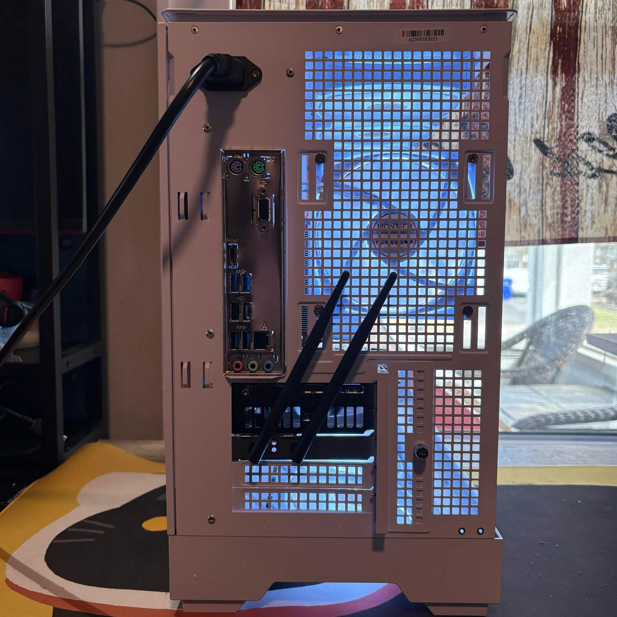 ❄️ White Phantom – Ryzen 7 2700X | White 1660 Ti | 1TB NVMe ❄️