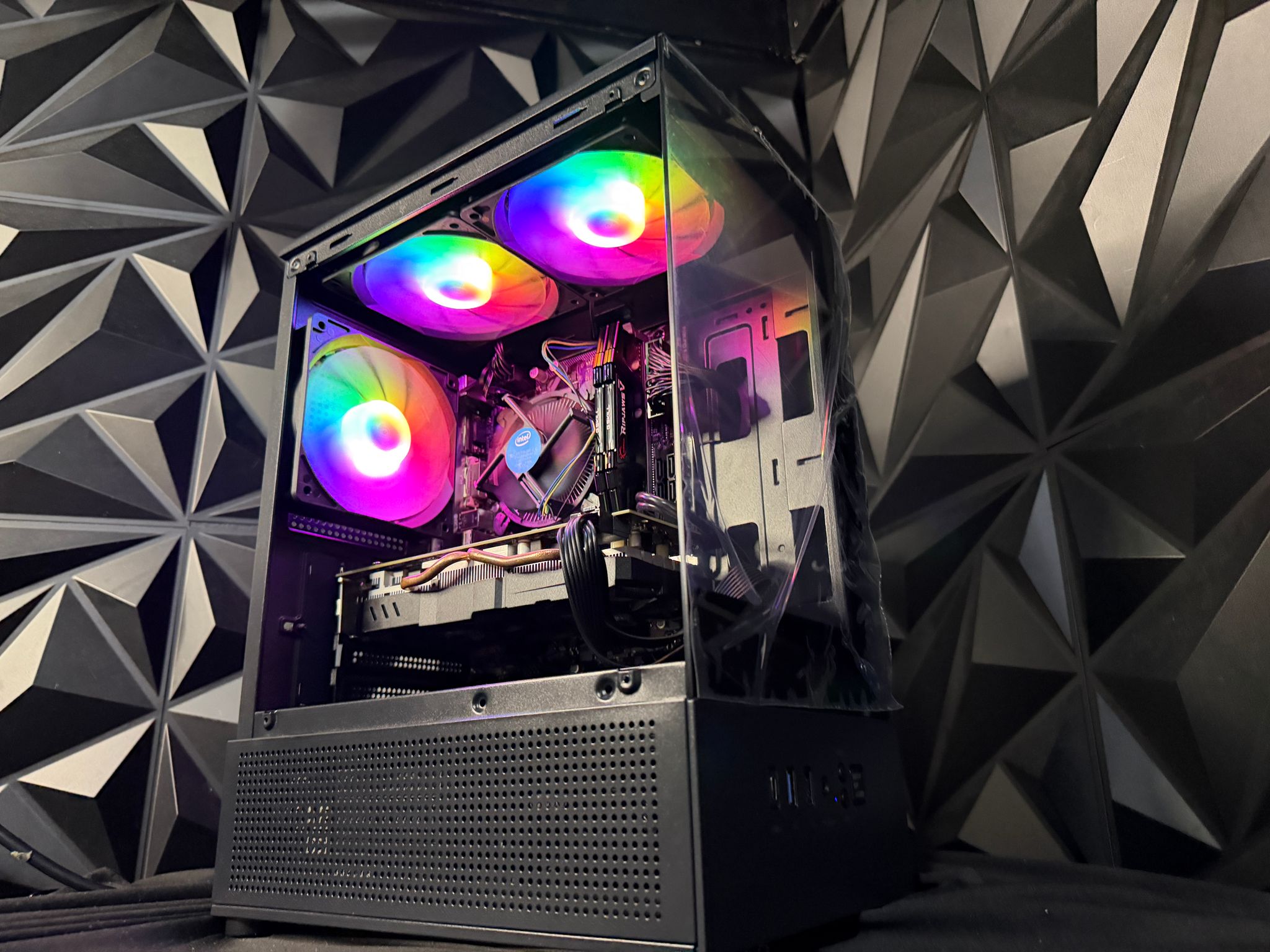 💜🔥 THE BUDGET BADDIE 🔥💜 i5 10500T| RX 580 | 16 GB DDR4| 500GB NVMe| 650W PSU