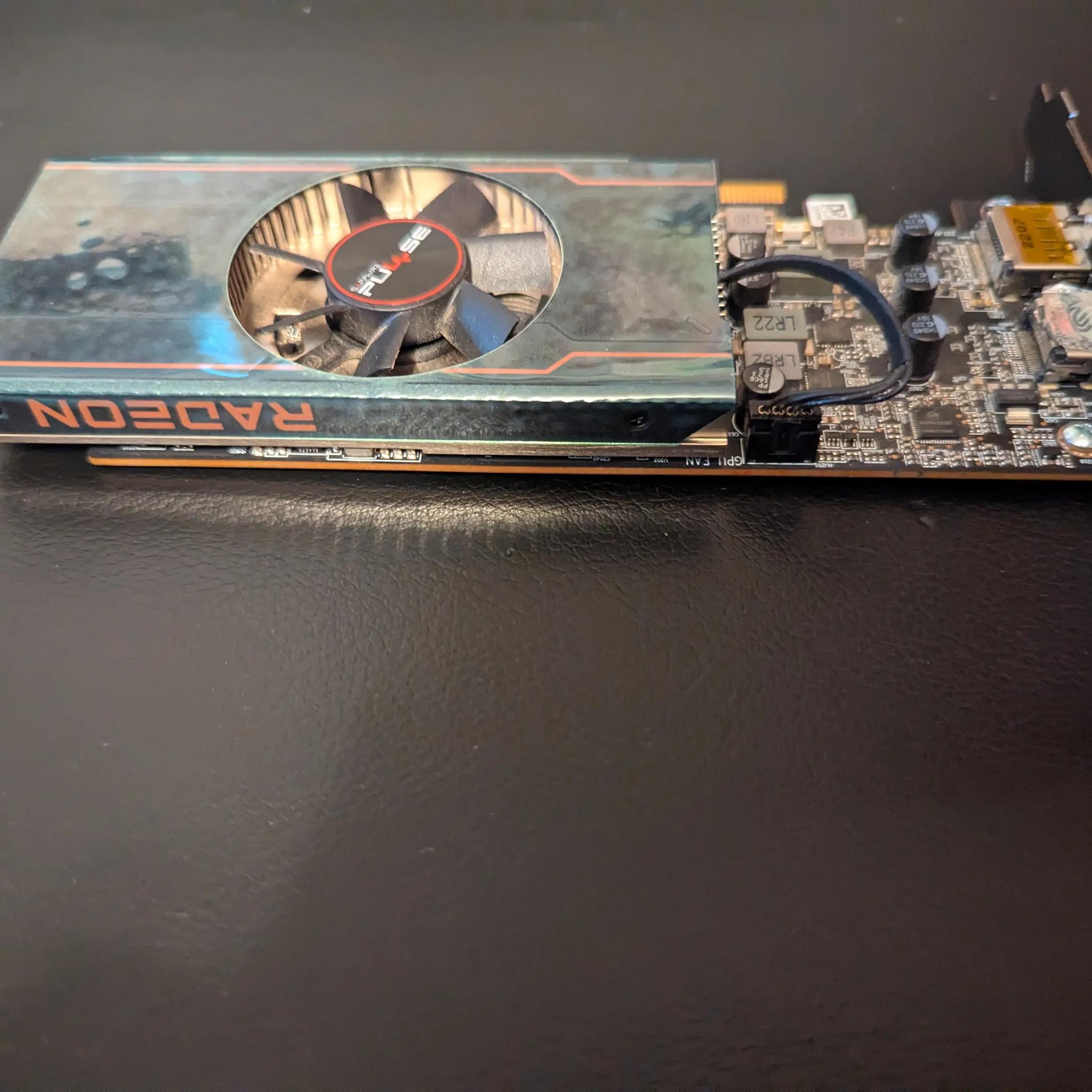 AMD RX 6400 low profile - 4gb