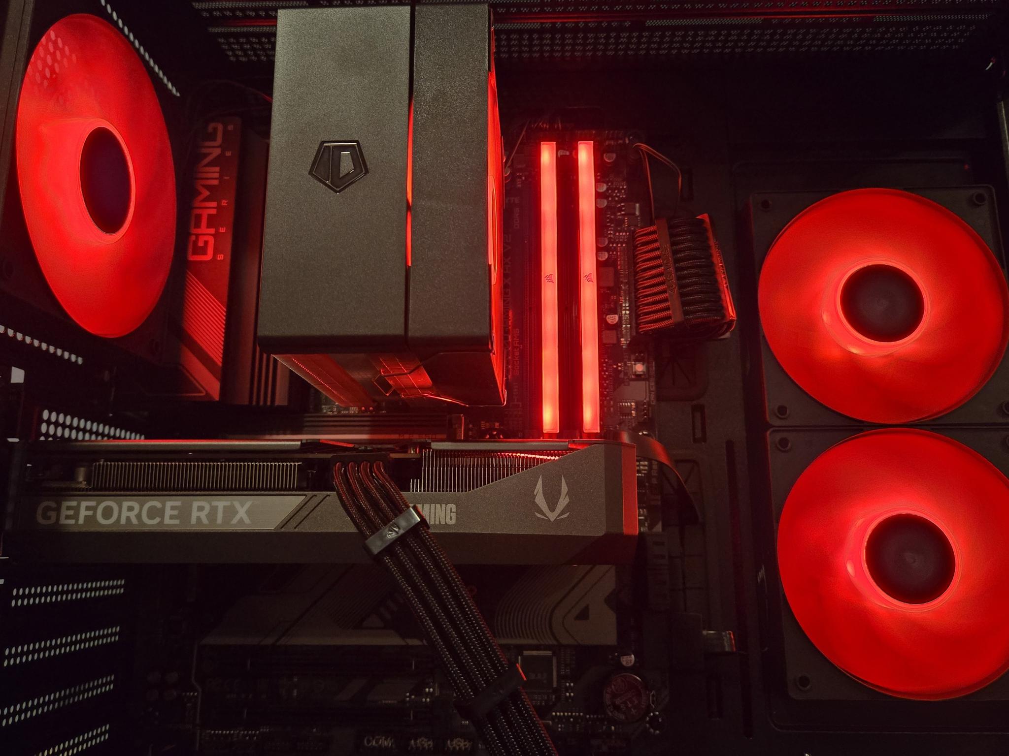 Dark Curve 1080p/1440p PC|Ryzen 5 7500F|RTX 5060TI 8GB|1TB NVME|16GB DDR5|Wifi/Bt|Win 11 Pro