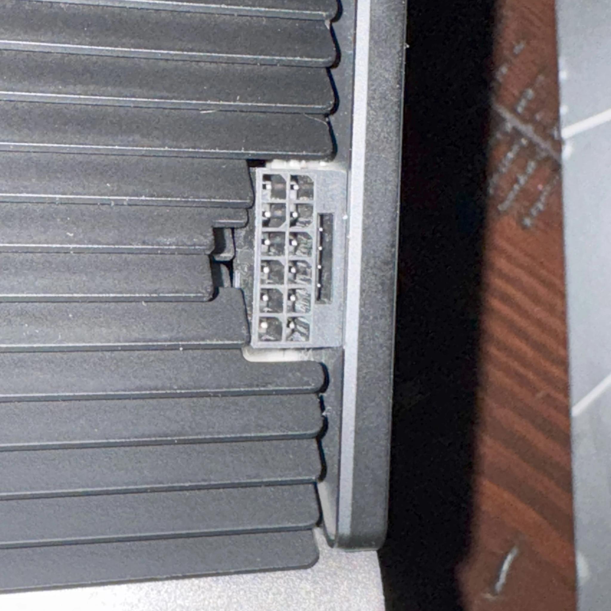 RTX 4090 Foudner Edition
