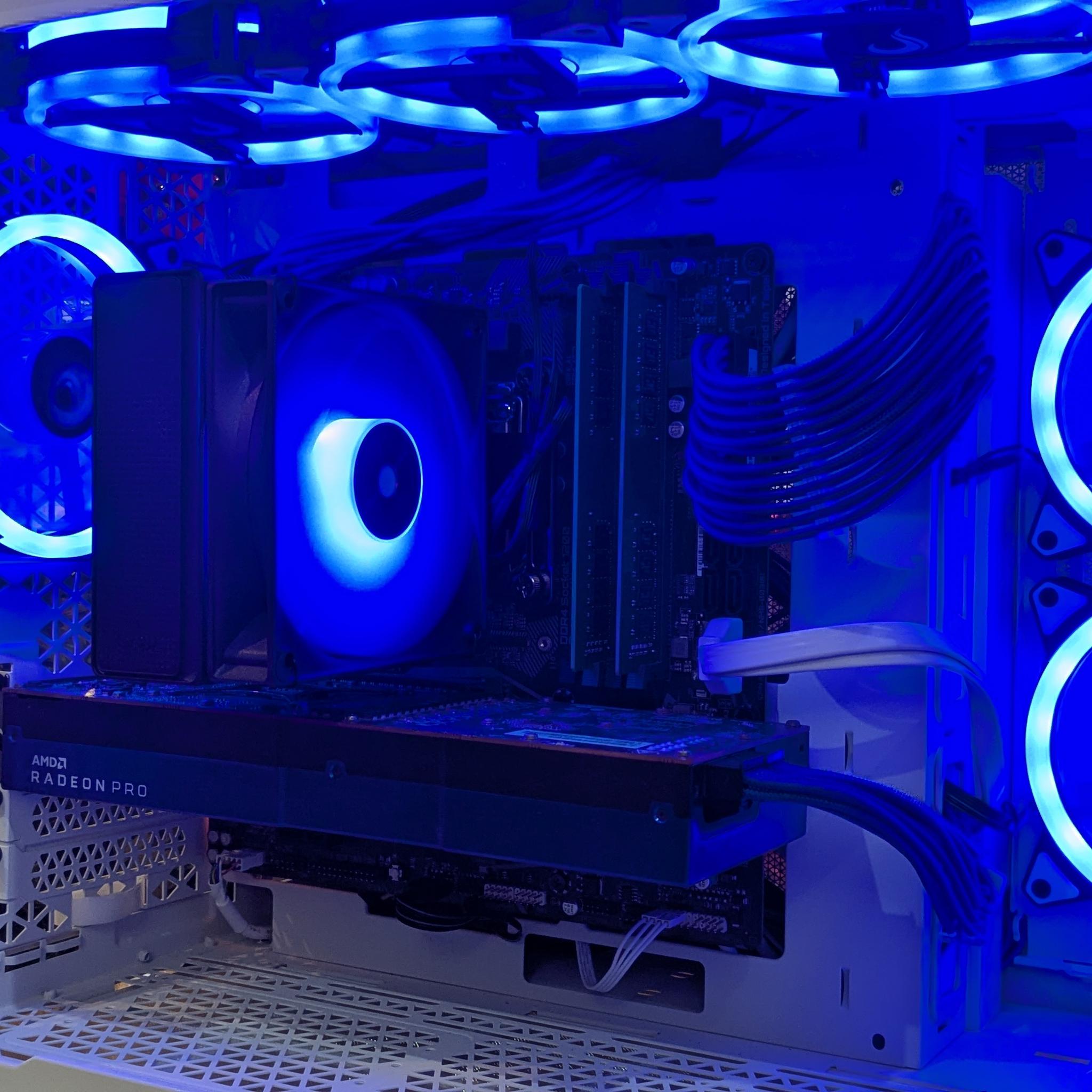 200 FPS Fortnite | i5-10500, Radeon 5700, 32GB RAM, 512GB NVME SSD, Win11, WiFi
