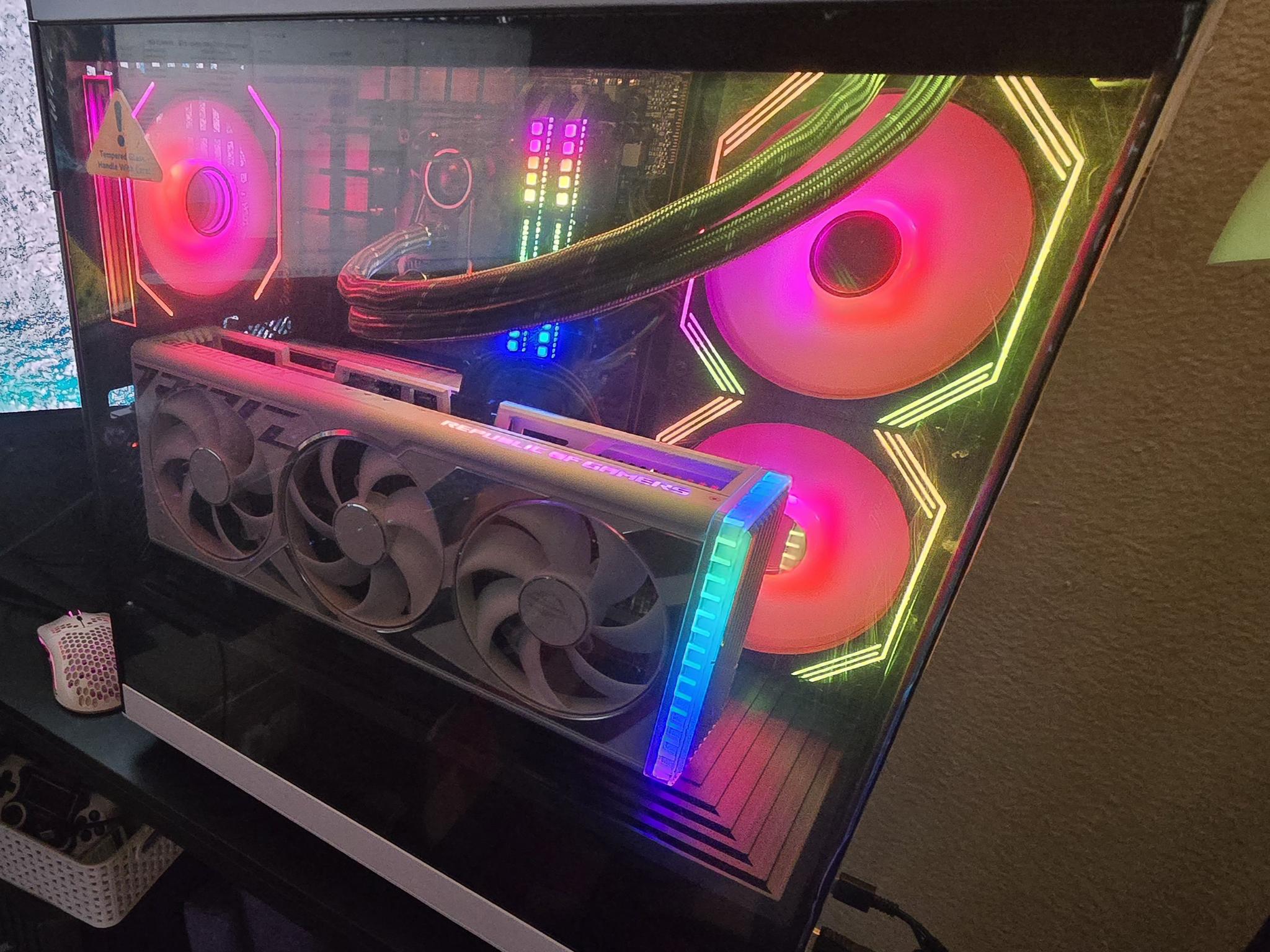 WHITE AND BLACK 4K/1440P POWERFUL GAMING/STREAMING PC:4080, 7800X3D, 2TB 980 PRO, 32GB DOMINATOR RAM