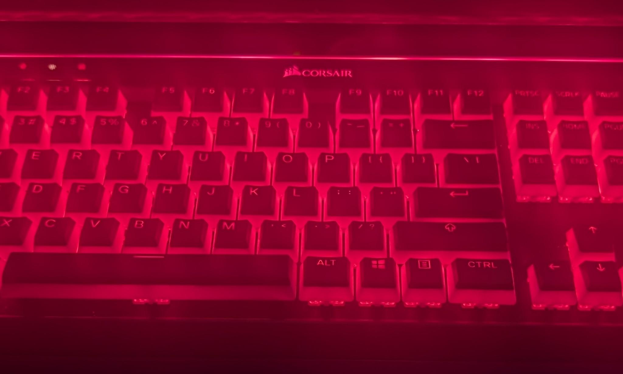 Corsair K95 Platinum RGB