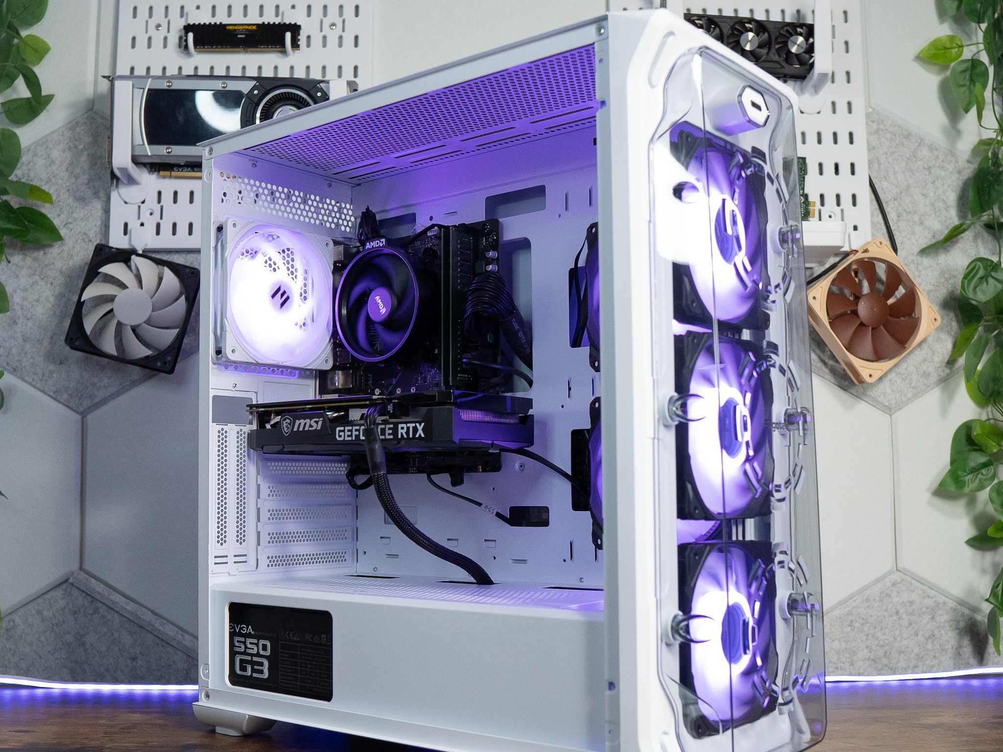 🟣⚪ | MSI RTX 3060 12GB | RYZEN 5 3500X | 32GB DDR4 RAM | 1.5TB | VaporWave 1.0 |