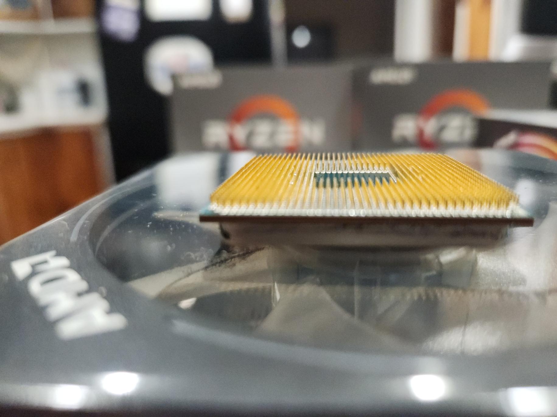 AMD Ryzen 9 3900x BOX CPU 12c/24t w/ Wrath Prism cooler