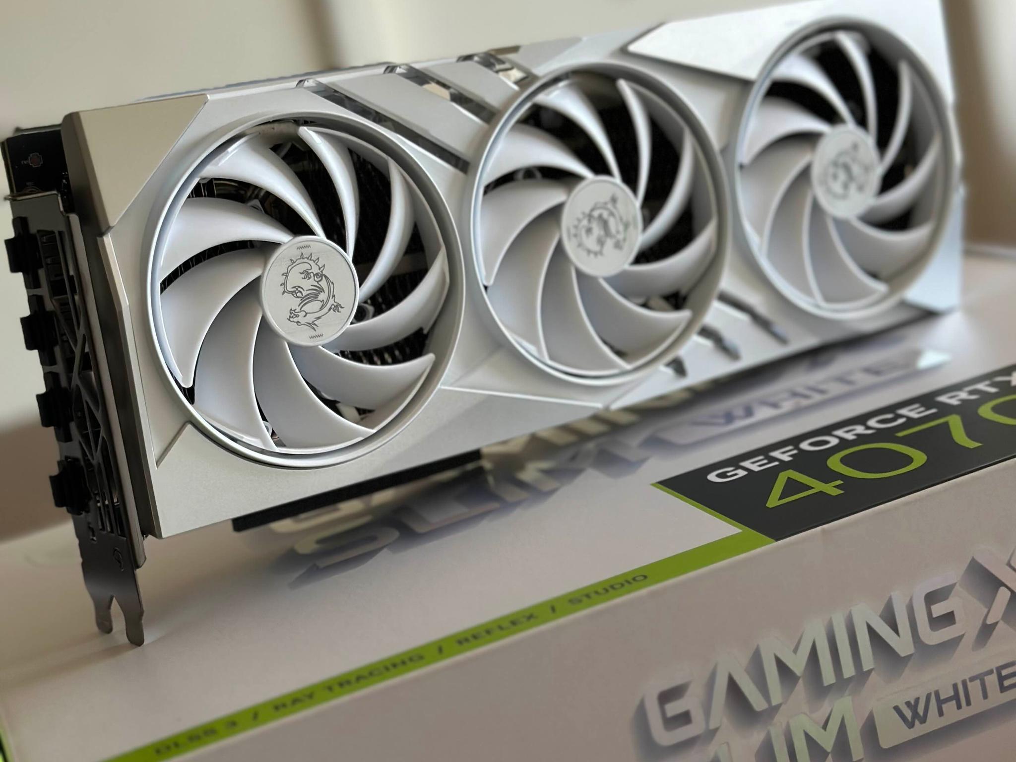 MSI RTX 4070 Ti Super Gaming X Slim White