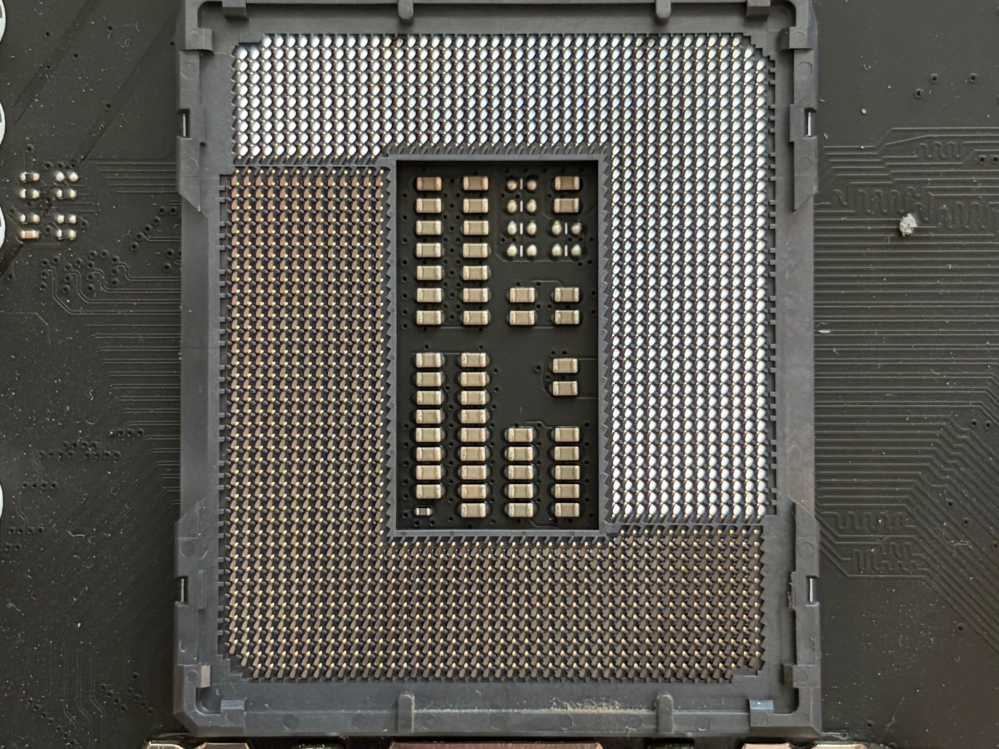Intel Core i5 14400f + MSI B760 ATX Motherboard