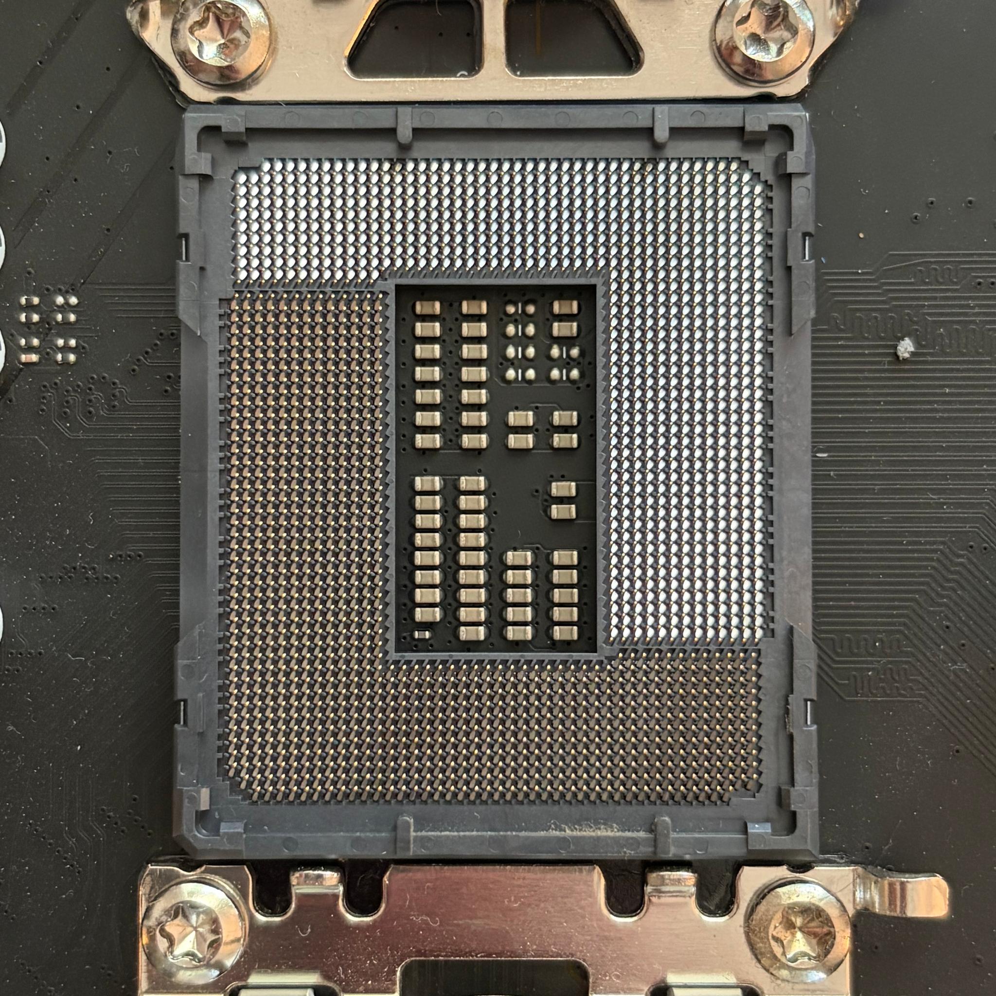 Intel Core i5 14400f + MSI B760 ATX Motherboard
