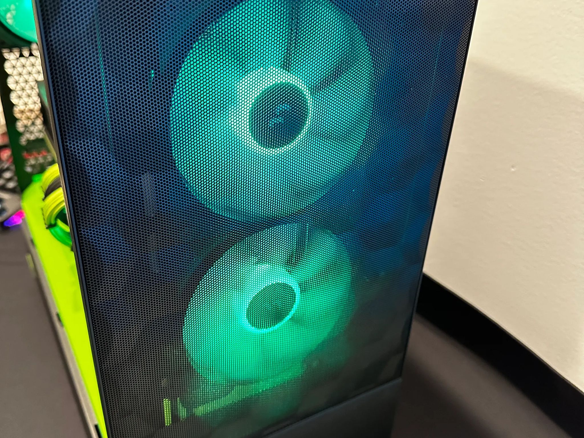  Halo ||Extreme Gaming PC-AMD RX 6900XT 16GB-Intel  i9-10900K 10 Cores -32GB DDR4 RAM- 1 TB NVME SSD