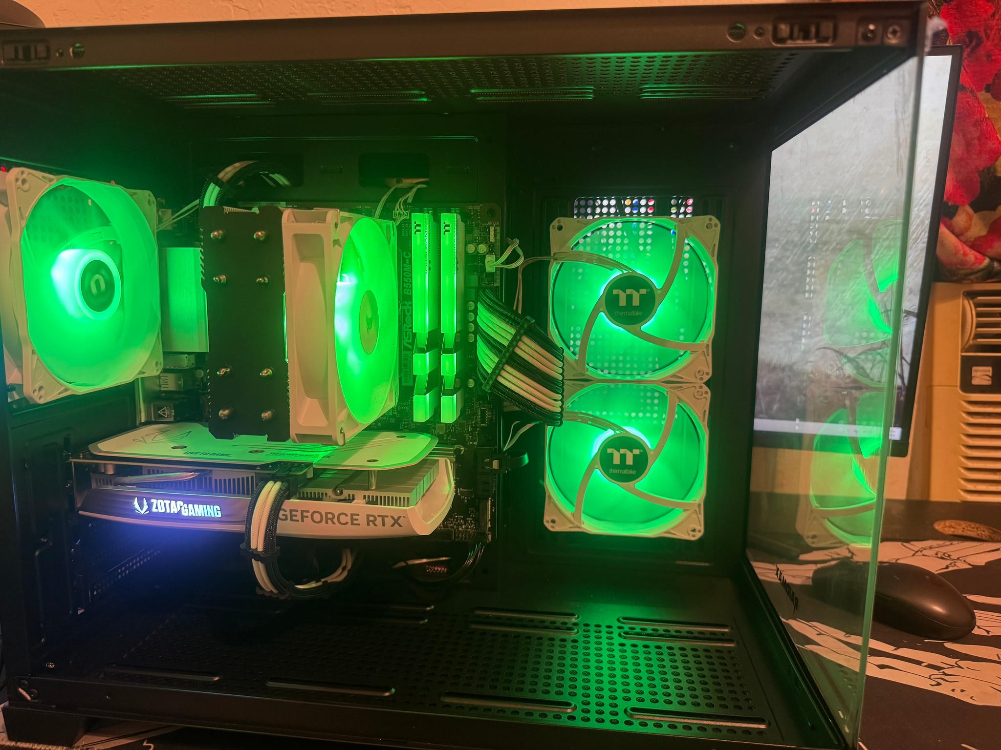 Panda Build Gaming PC / content creation | NVIDIA GEFORCE RTX 4060 | Ryzen 5 | 16GB RAM | WINDOWS 11
