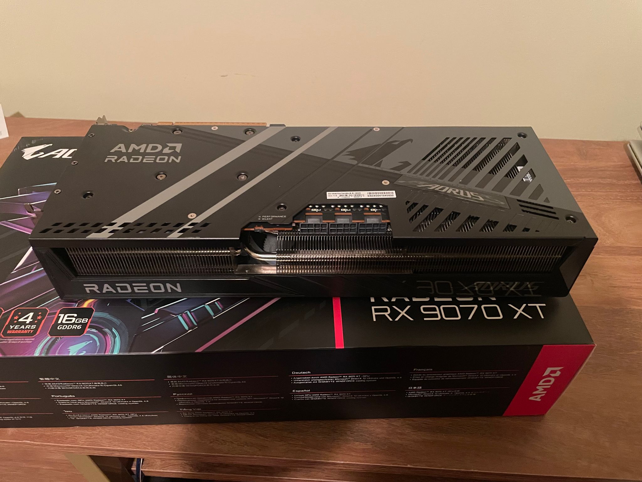 GIGABYTE AORUS Radeon RX 9070 XT ELITE 16G