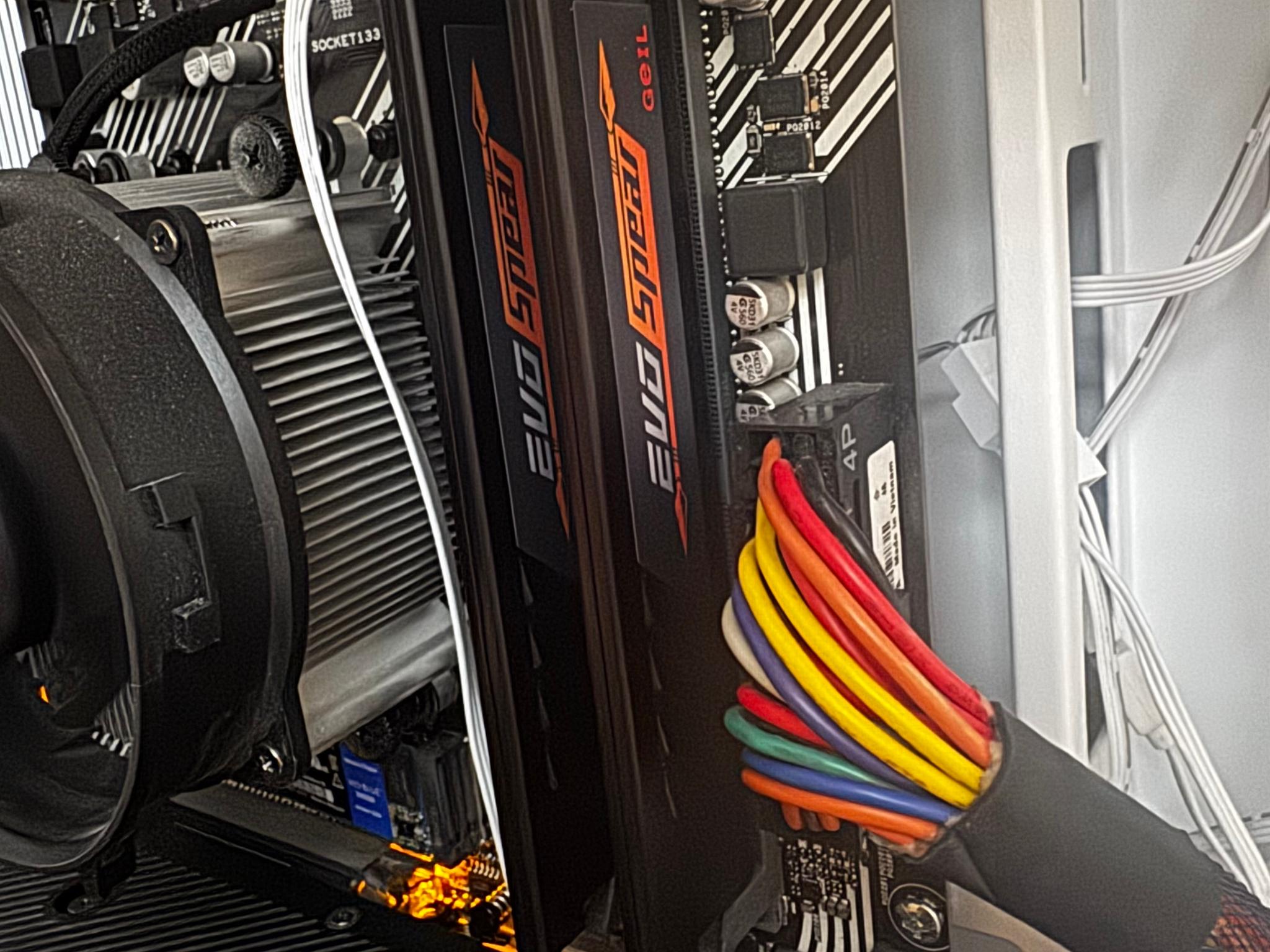 EVO SPEAR Geil 2x8gb ddr4 RAM