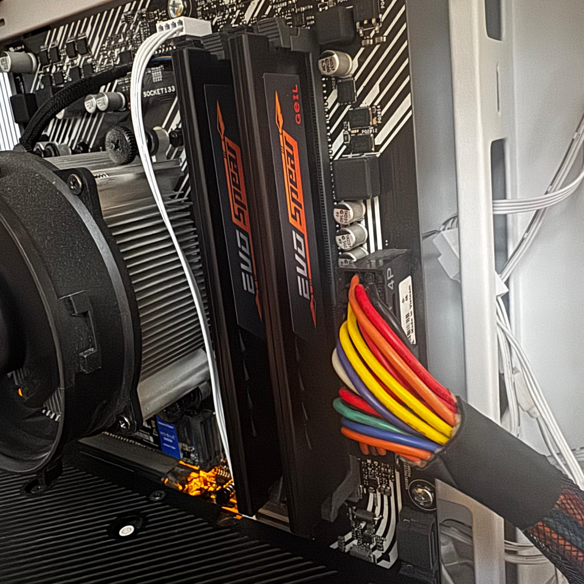 EVO SPEAR Geil 2x8gb ddr4 RAM