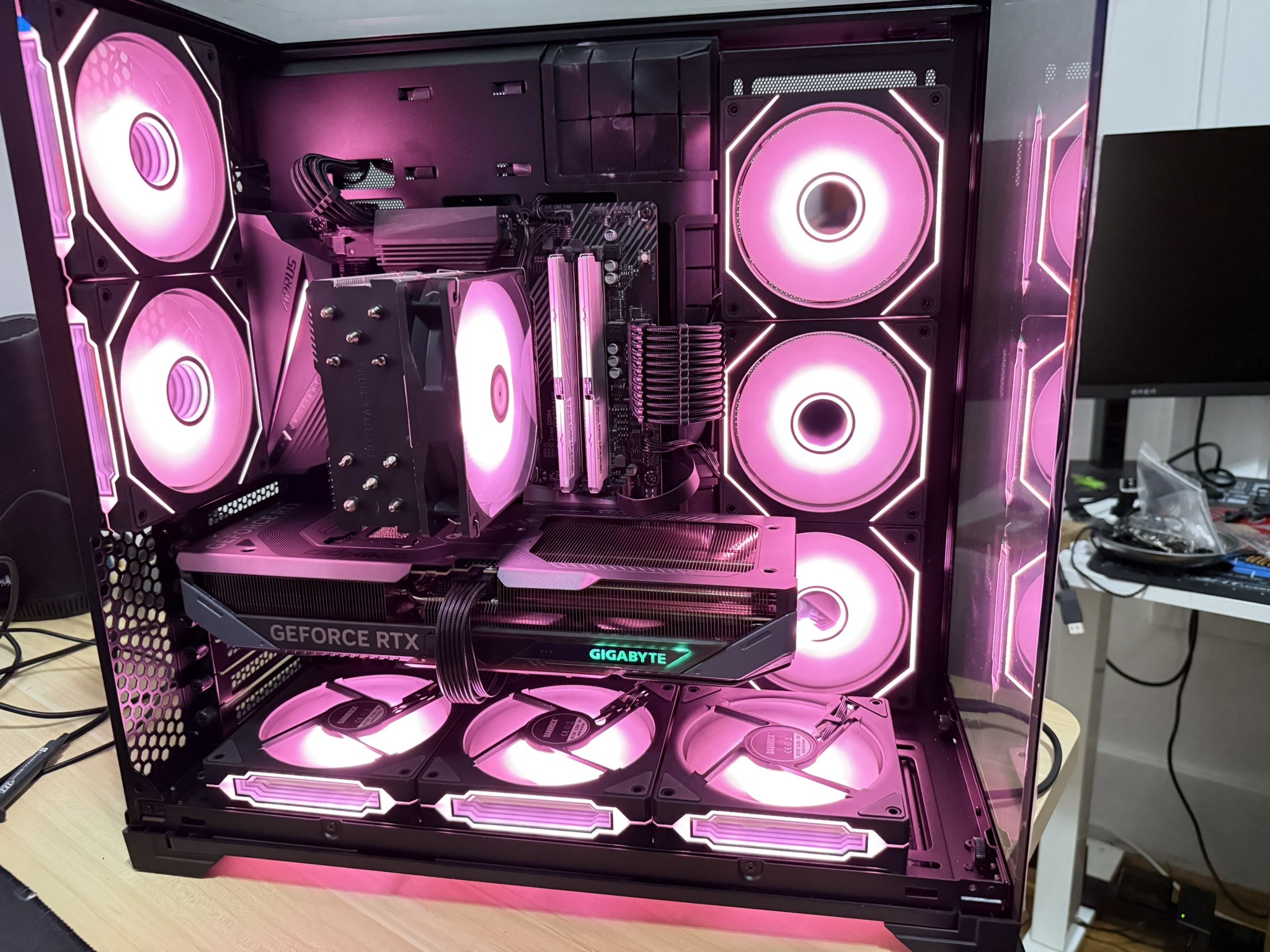 Ryzen 9 5900X | RTX 5070 12GB | 32GB DDR4 | 1TB NVMe |