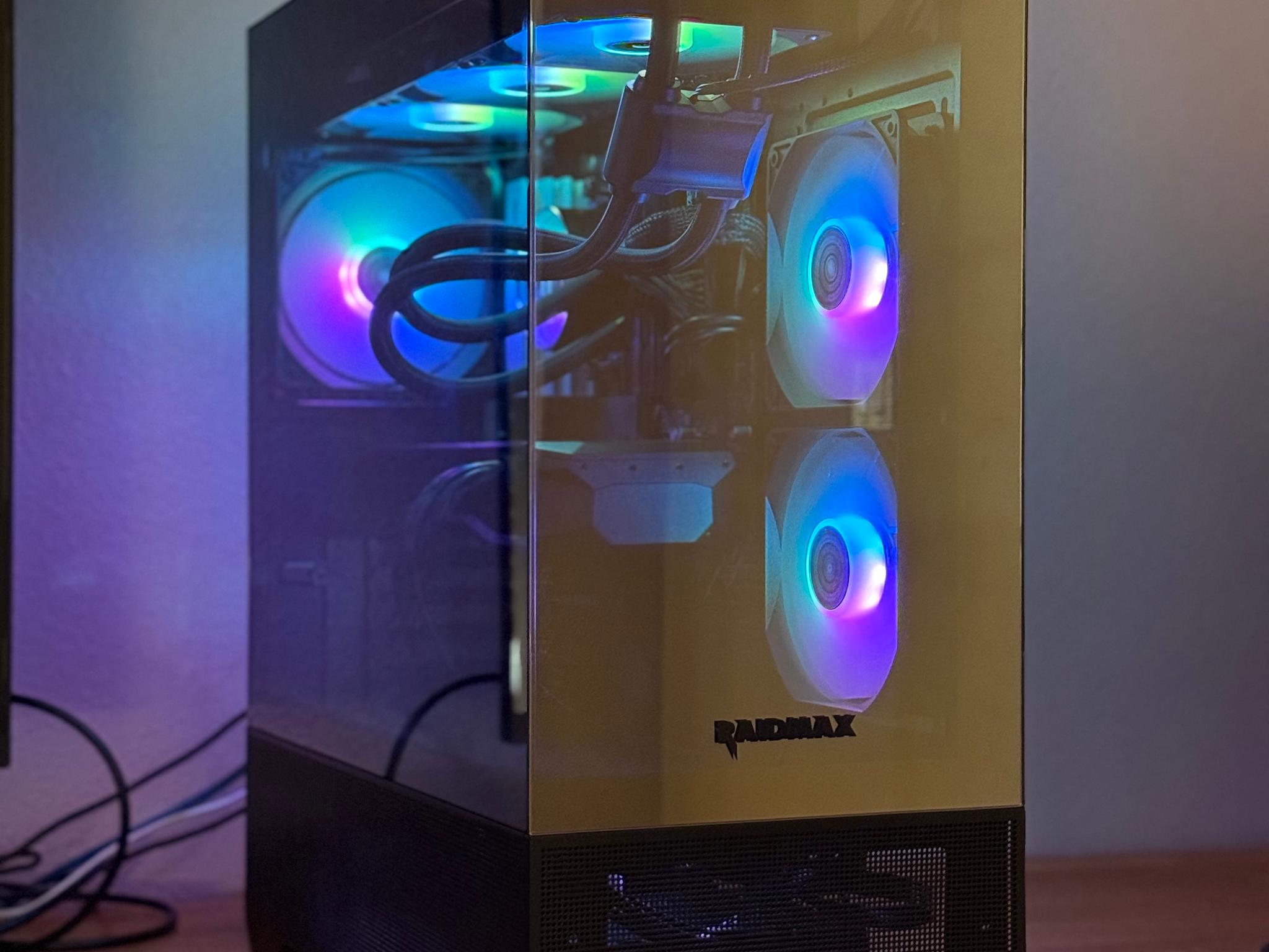 RX 7900 XT | RYZEN 9700X | 32GB 6000CL30 | 2TB NVME | WIFI