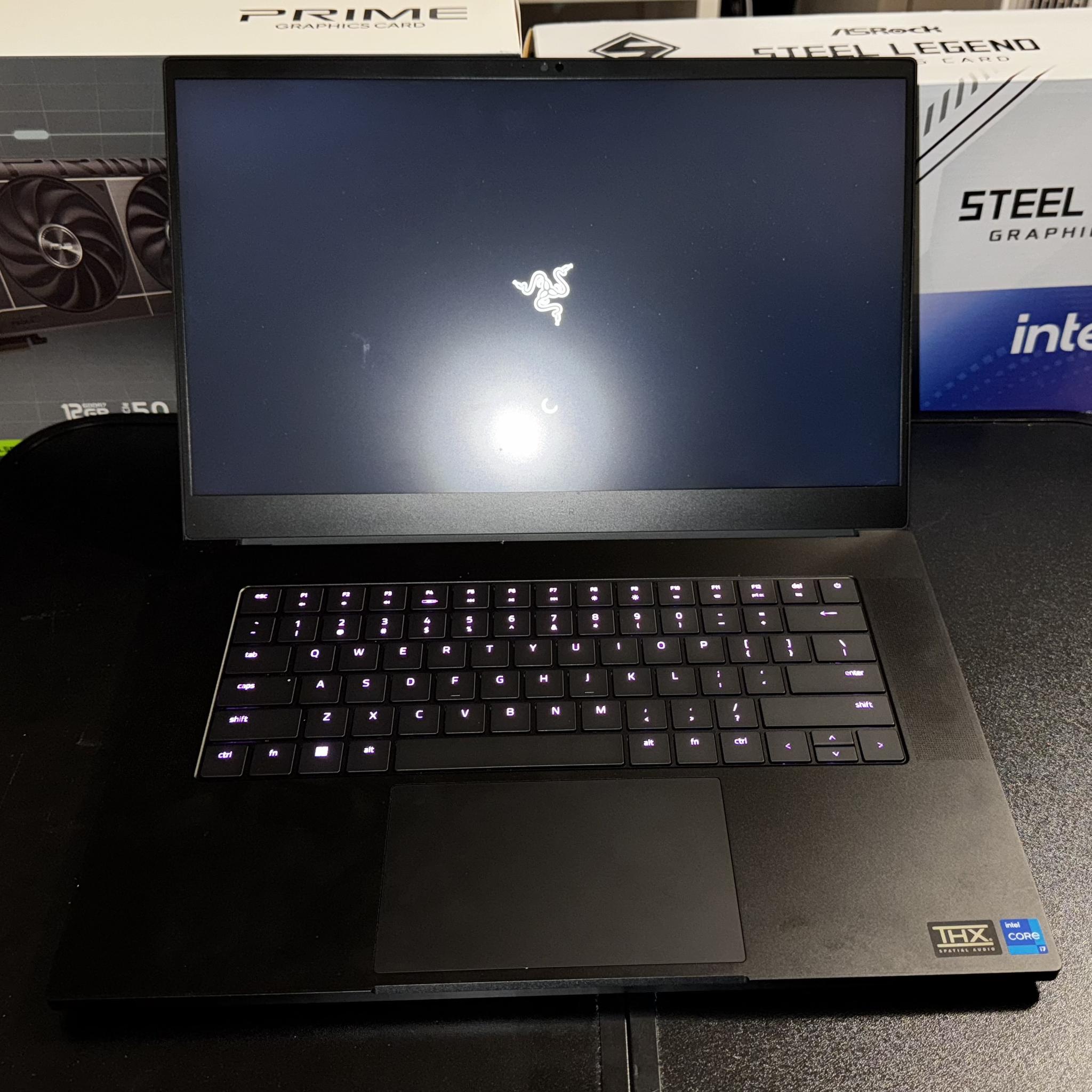 Razer Blade 15 i7-13800H | 4060 | 32GB RAM | WiFi 7 | 1440p 240Hz