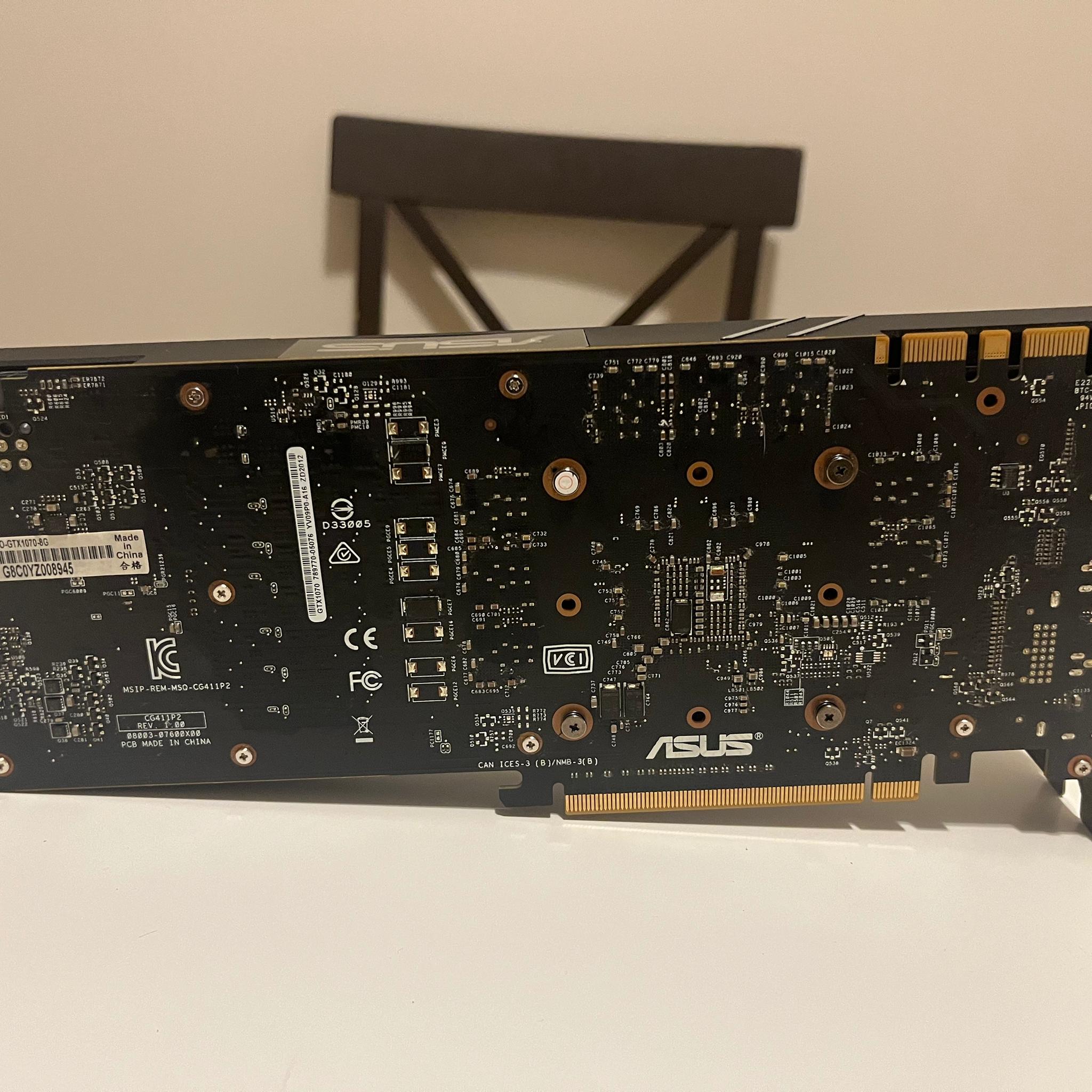 ASUS Turbo 1070 8GB