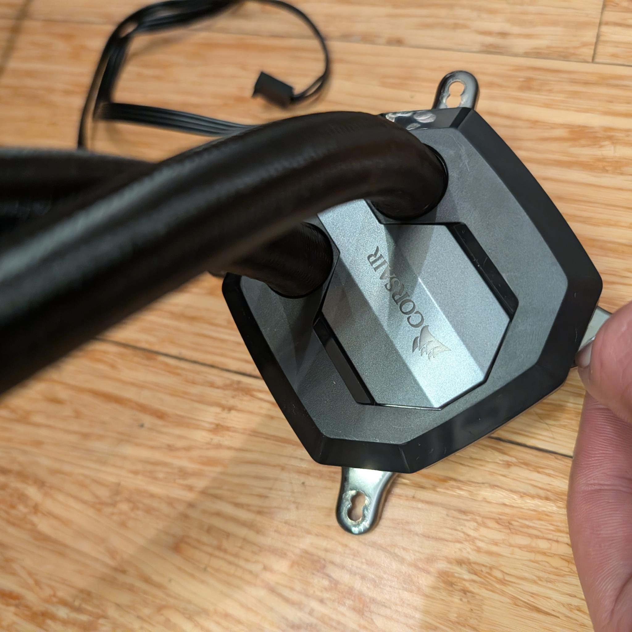 Corsair LGA 2011 AIO