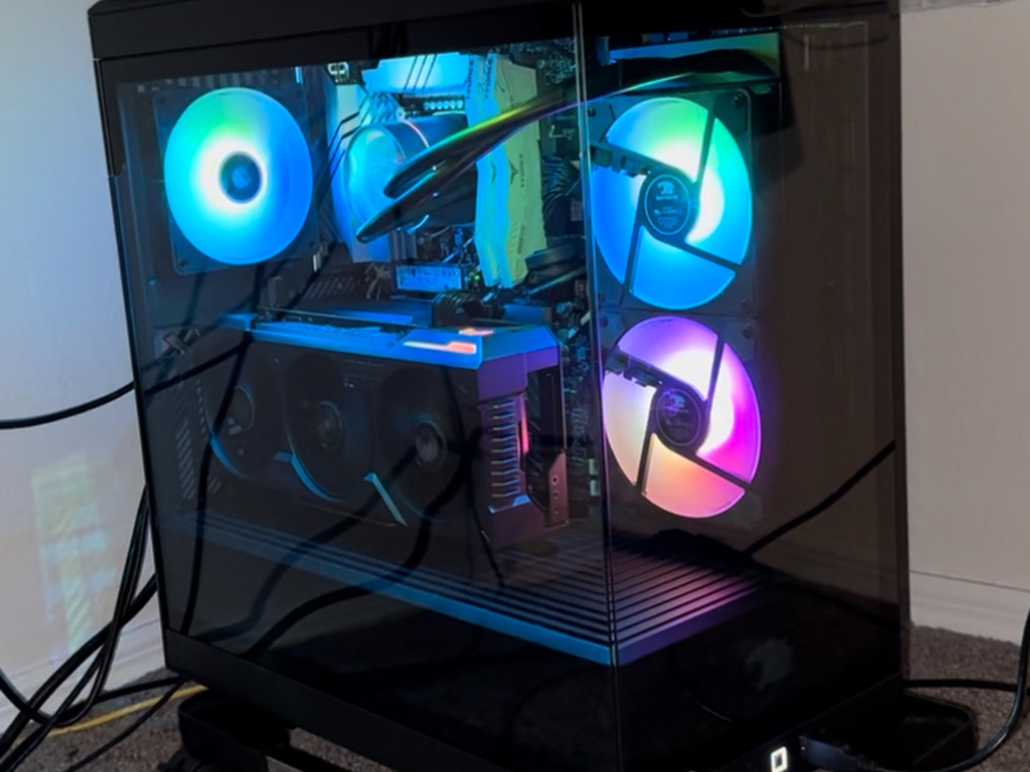 i7-13700KF RTX 4070 Ti 12GB 32GB DDR5 5600MHz RAM 2TB M.2 NVMe SSD Prebuilt Gaming PC (iBuyPower)