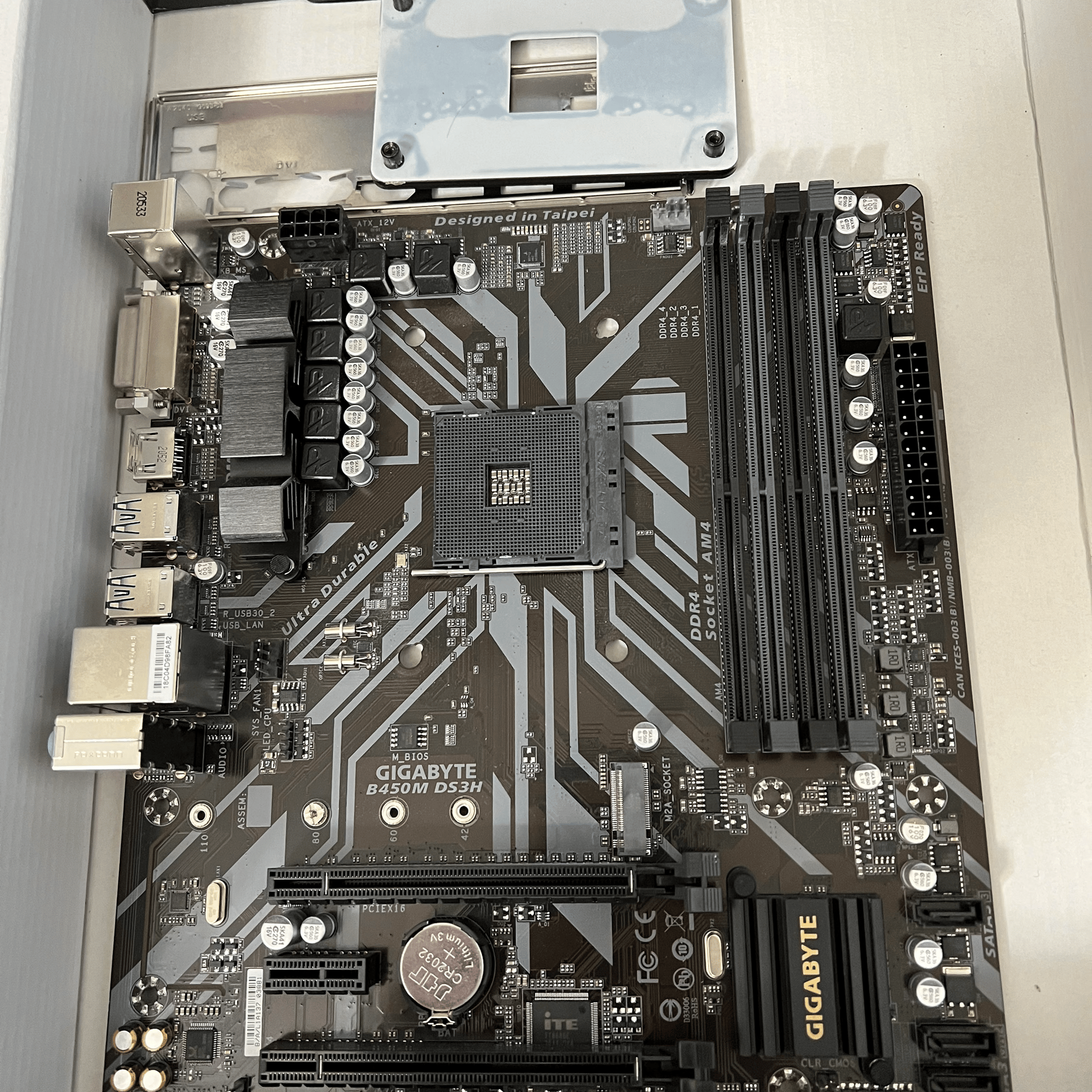 Gigabyte B450M DS3H 