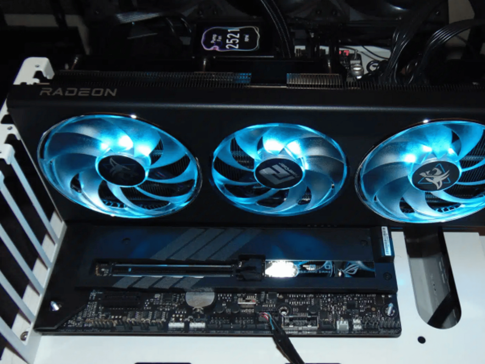 Rx 7900 GRE 16 GB PowerColor HellHound OC
