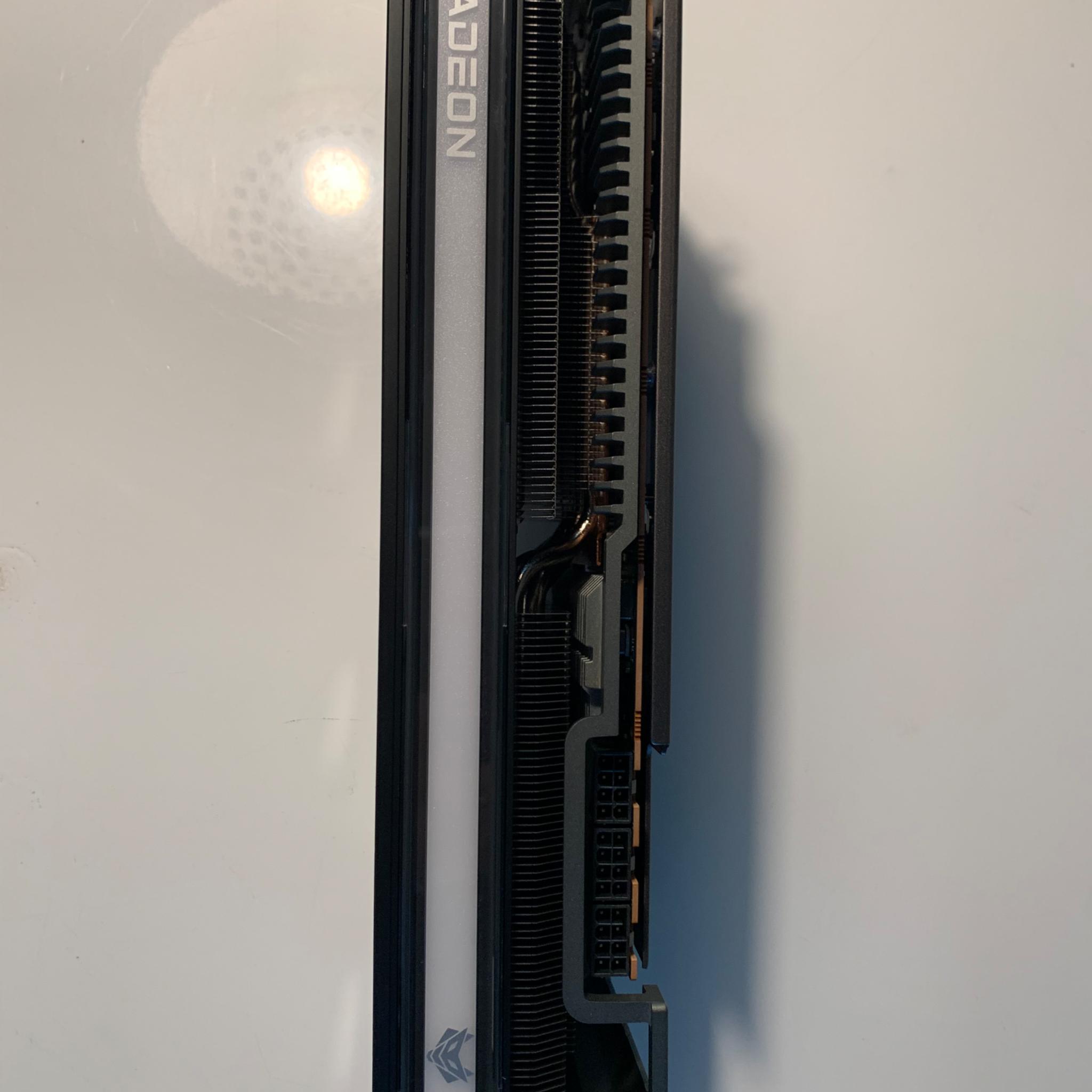 RX 7900XTX: Open Box Saphire Nitro+