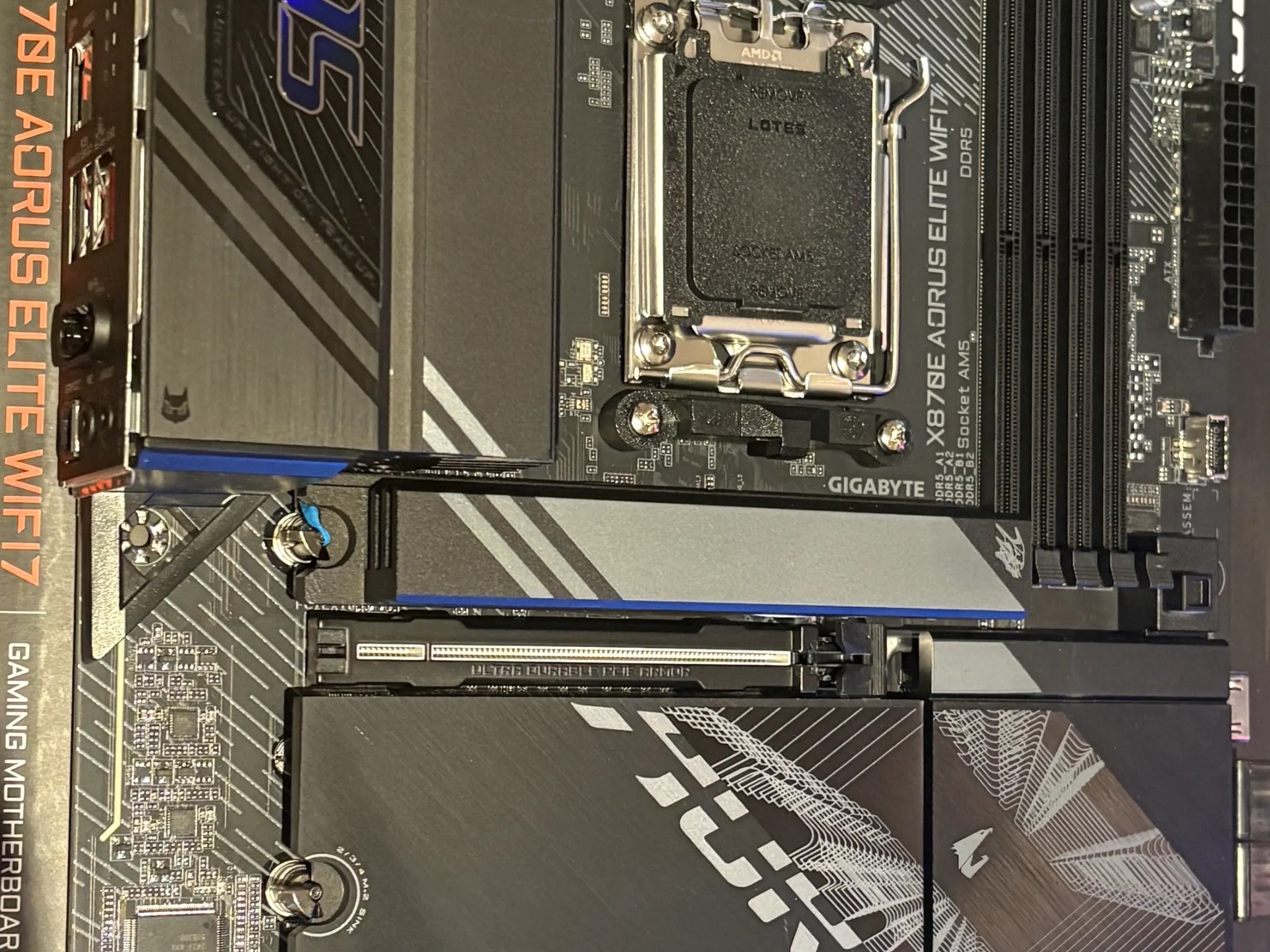 Gigabyte X870E Aorus Elite